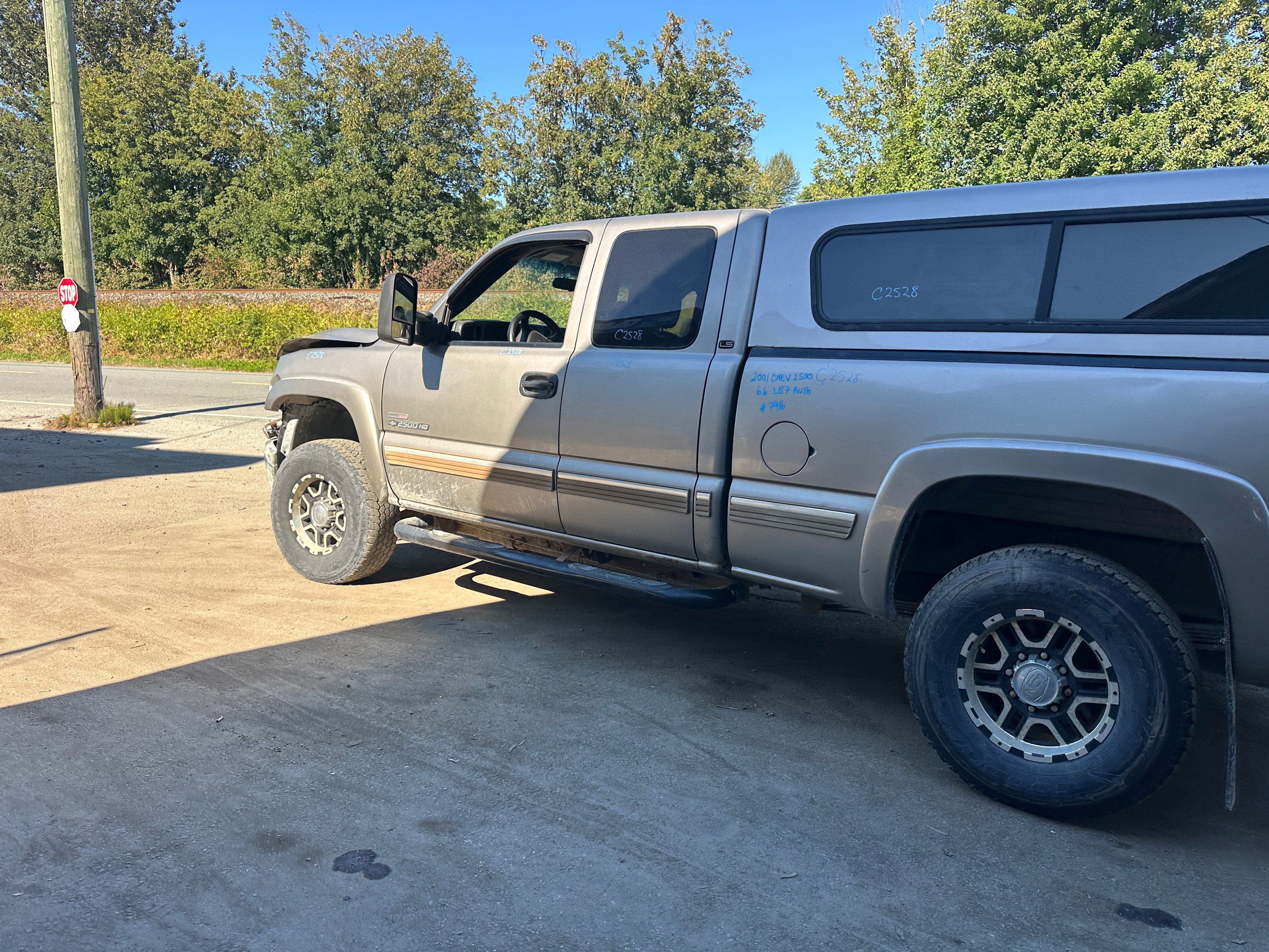 2001 Chevrolet Silverado C2500HD 6.6 LB7 Duramax – C2528
