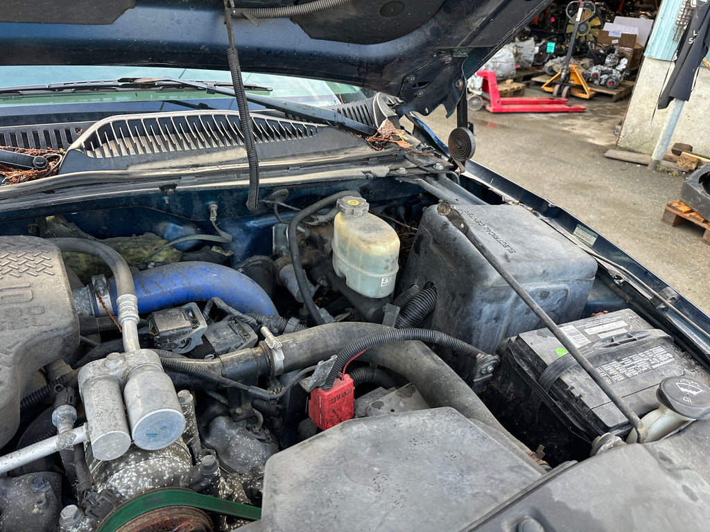 2002 Chevrolet Silverado K2500HD 6.6 LB7 Duramax – C2540