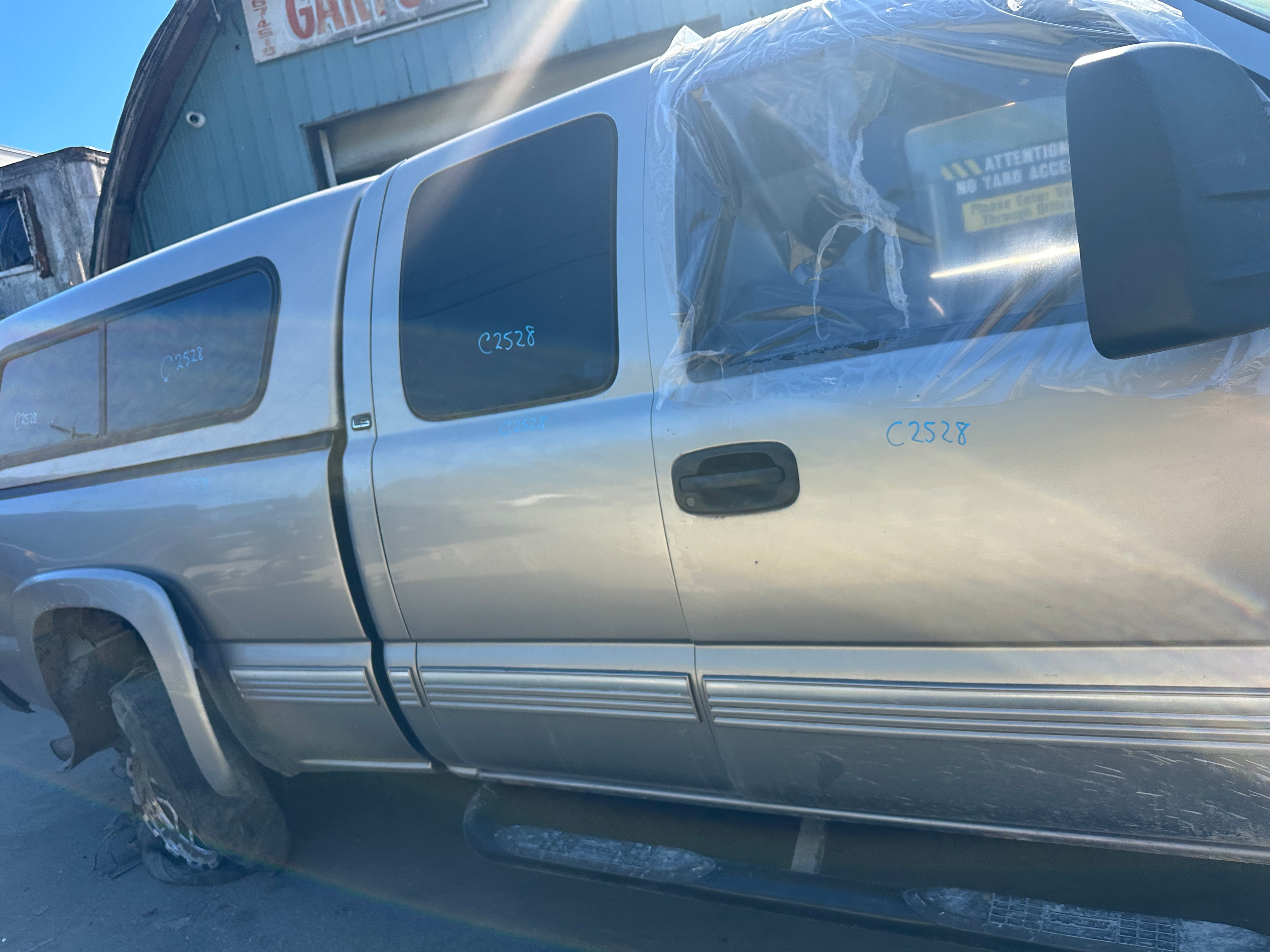 2001 Chevrolet Silverado C2500HD 6.6 LB7 Duramax – C2528