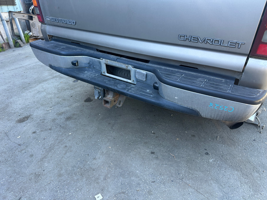 2001 Chevrolet Silverado C2500HD 6.6 LB7 Duramax – C2528