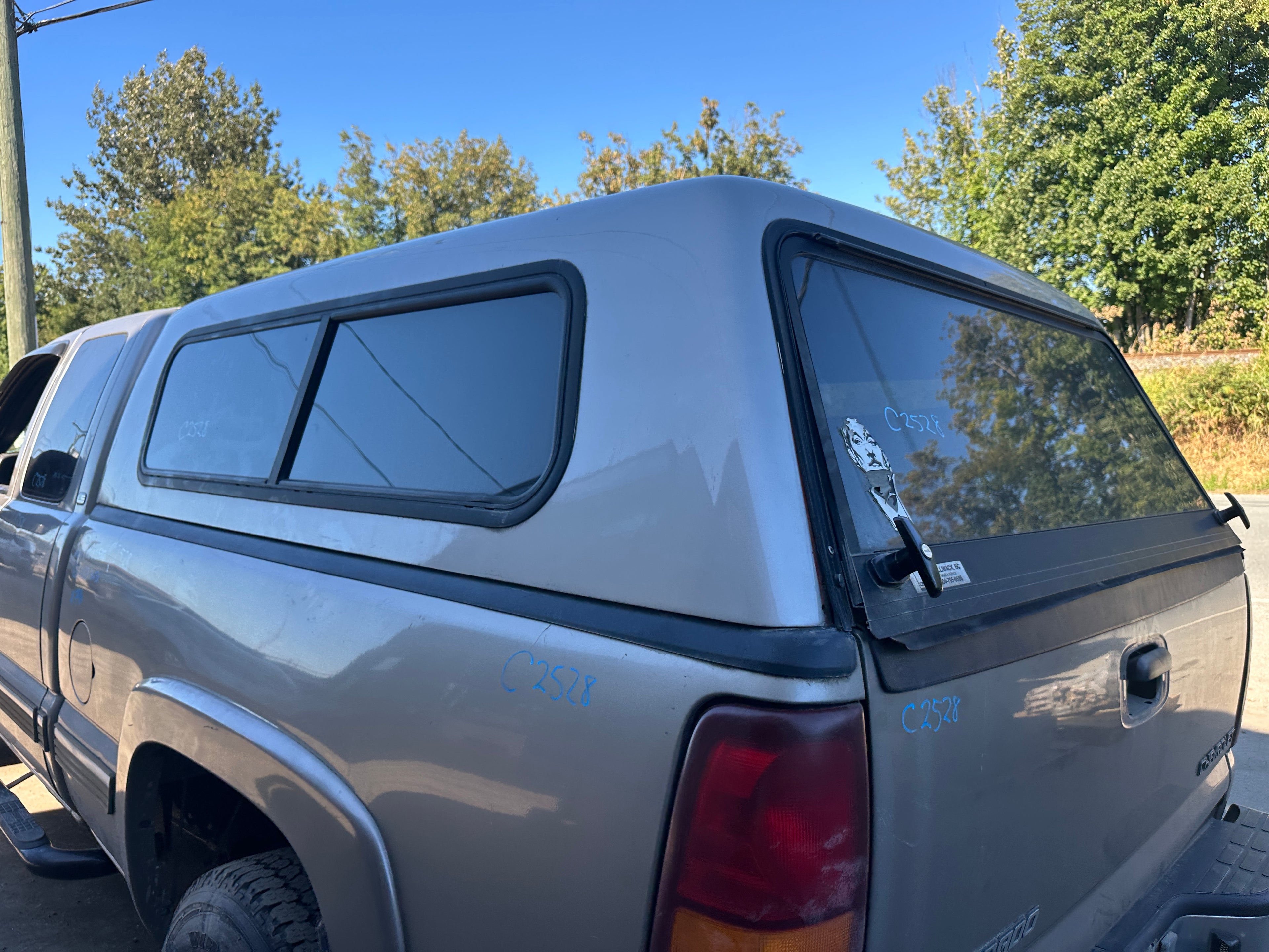 2001 Chevrolet Silverado C2500HD 6.6 LB7 Duramax – C2528