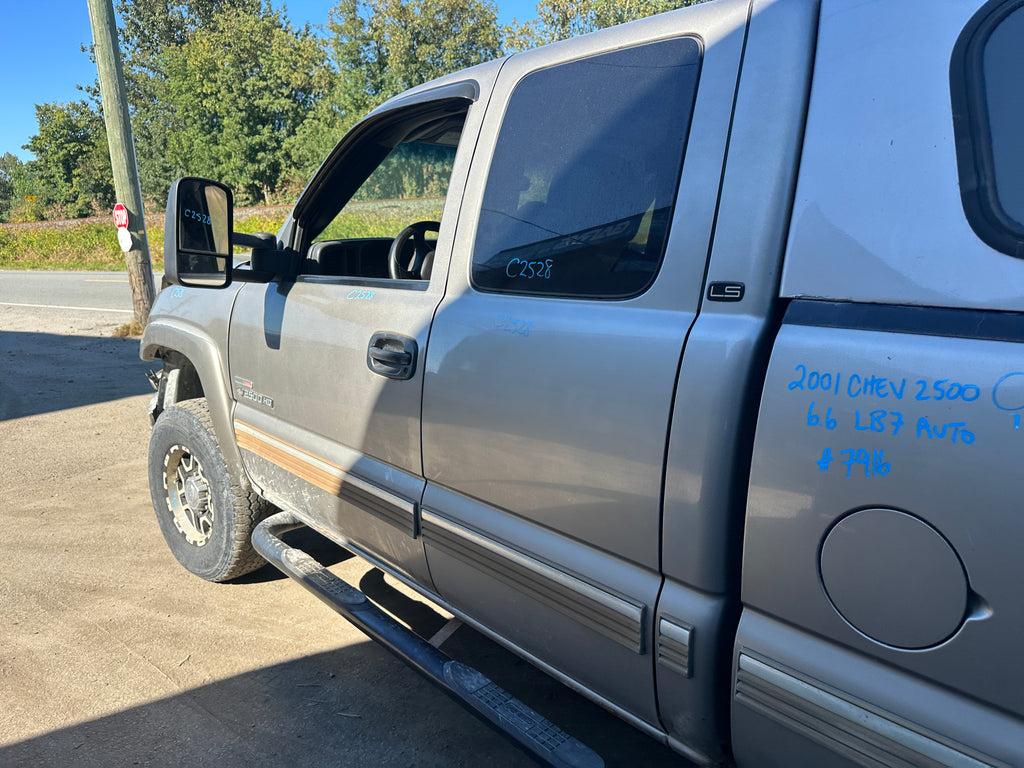 2001 Chevrolet Silverado C2500HD 6.6 LB7 Duramax – C2528