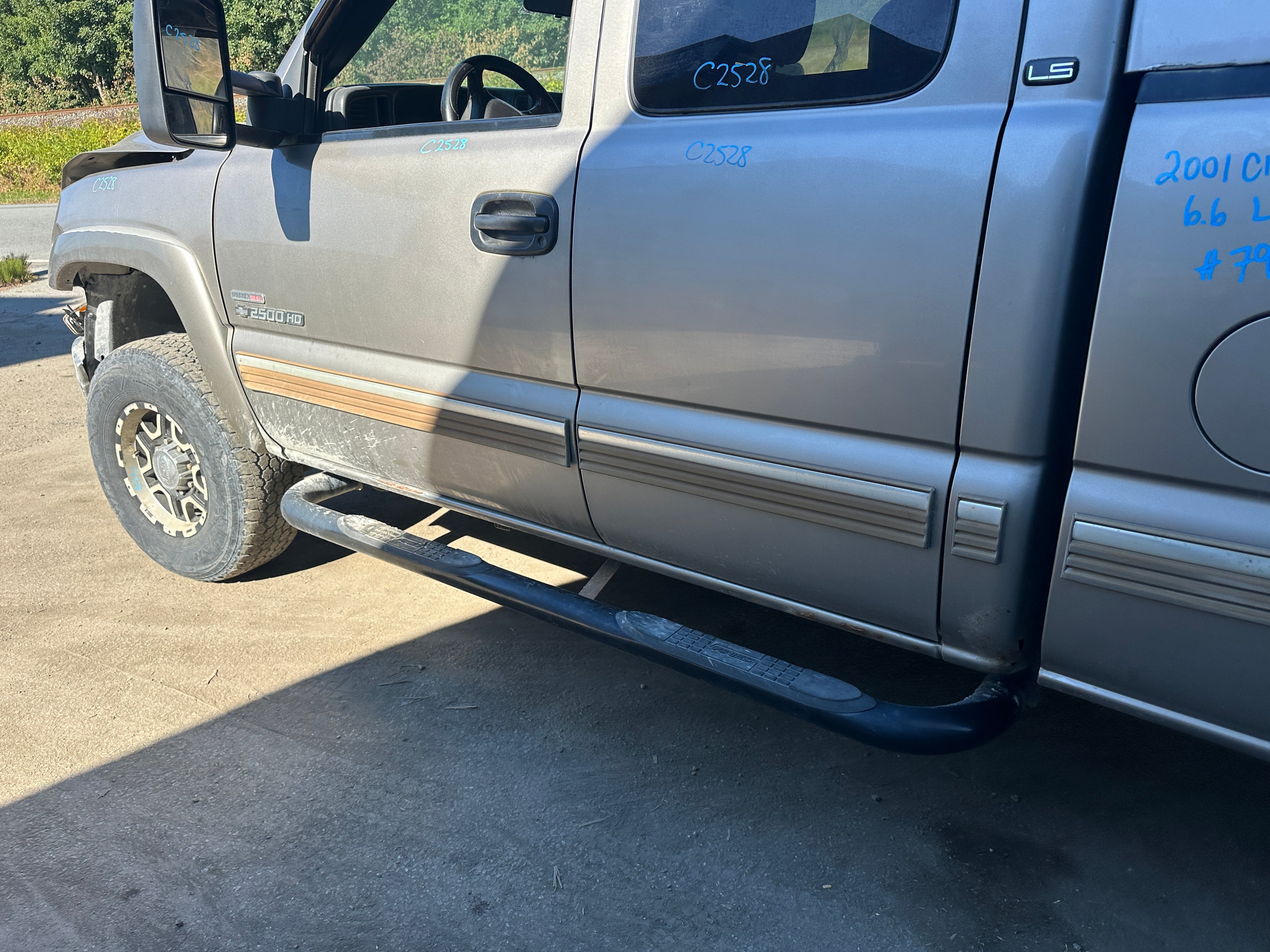 2001 Chevrolet Silverado C2500HD 6.6 LB7 Duramax – C2528