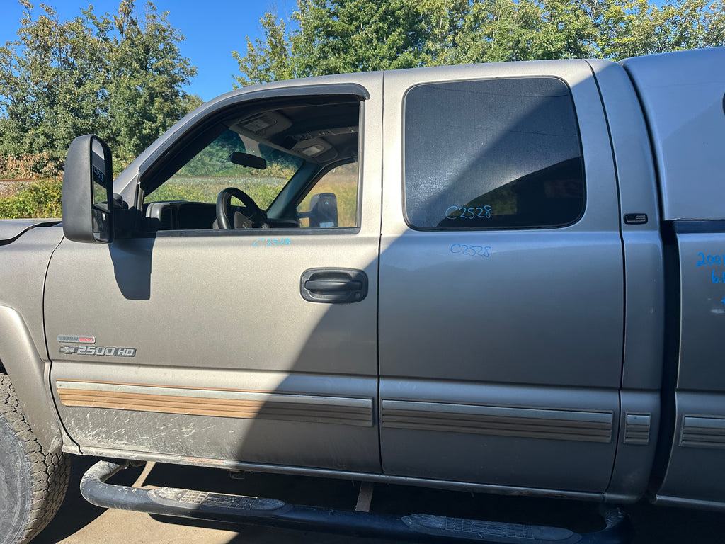 2001 Chevrolet Silverado C2500HD 6.6 LB7 Duramax – C2528