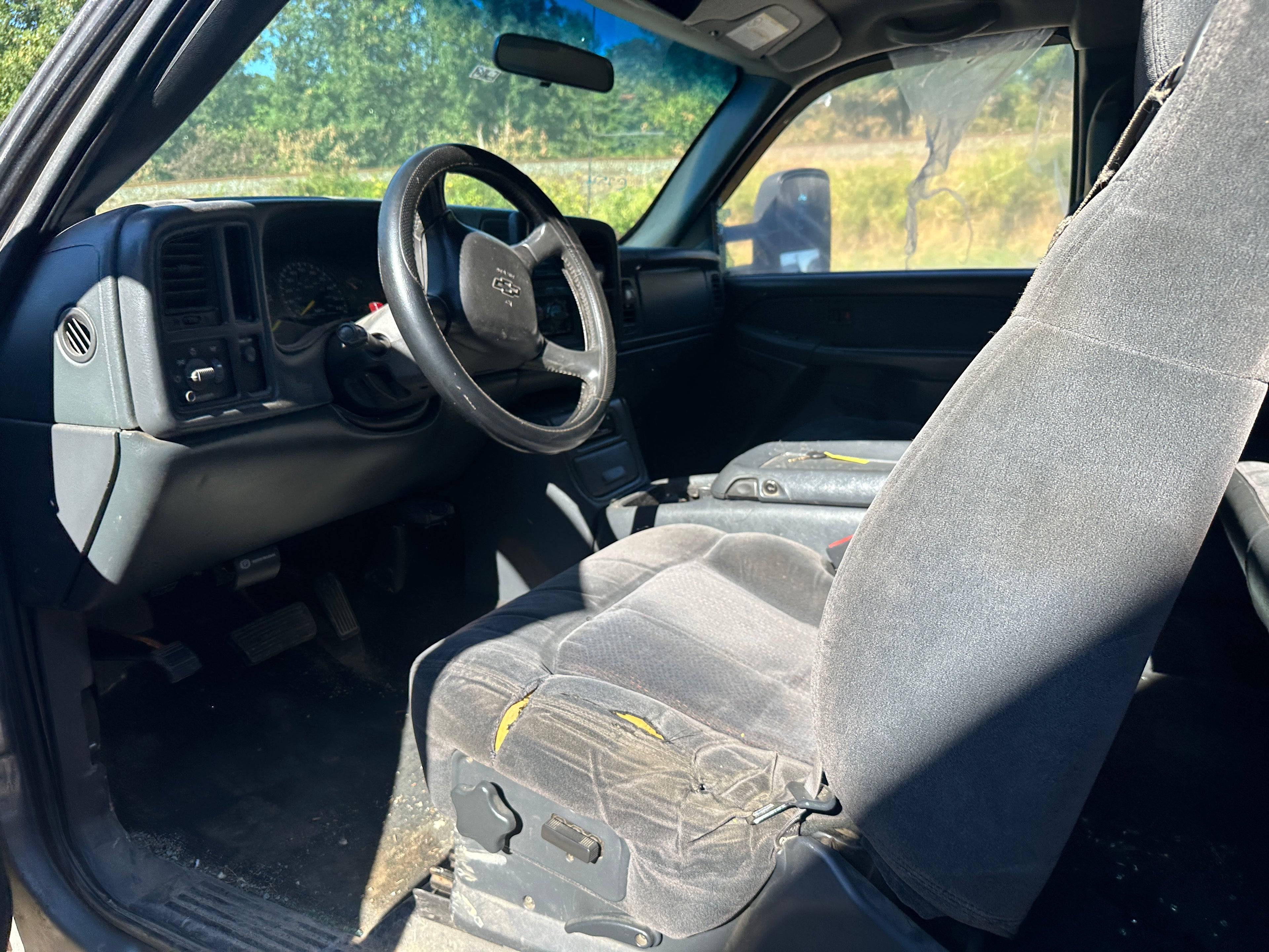 2001 Chevrolet Silverado C2500HD 6.6 LB7 Duramax – C2528