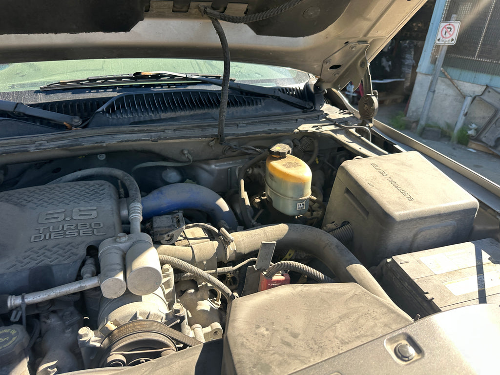 2001 Chevrolet Silverado C2500HD 6.6 LB7 Duramax – C2528