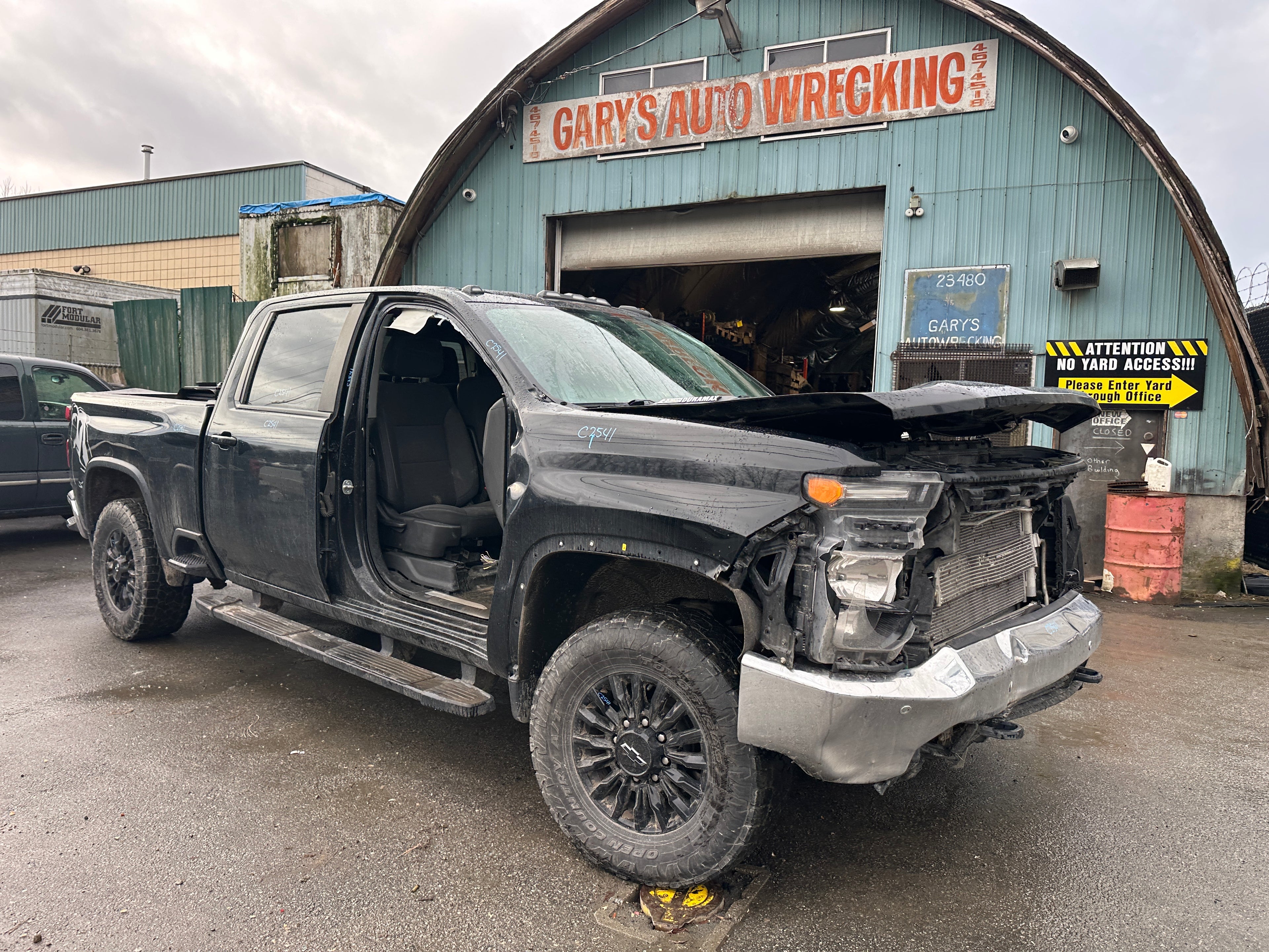 2021 Chevrolet Silverado K3500 LT 6.6 L5P Duramax – C2541
