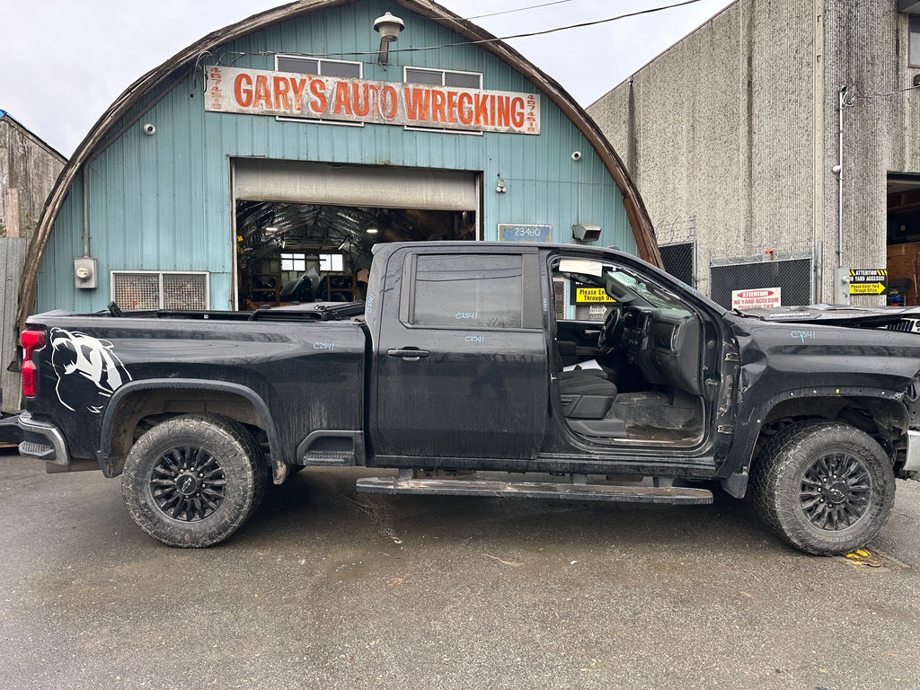 2021 Chevrolet Silverado K3500 LT 6.6 L5P Duramax – C2541