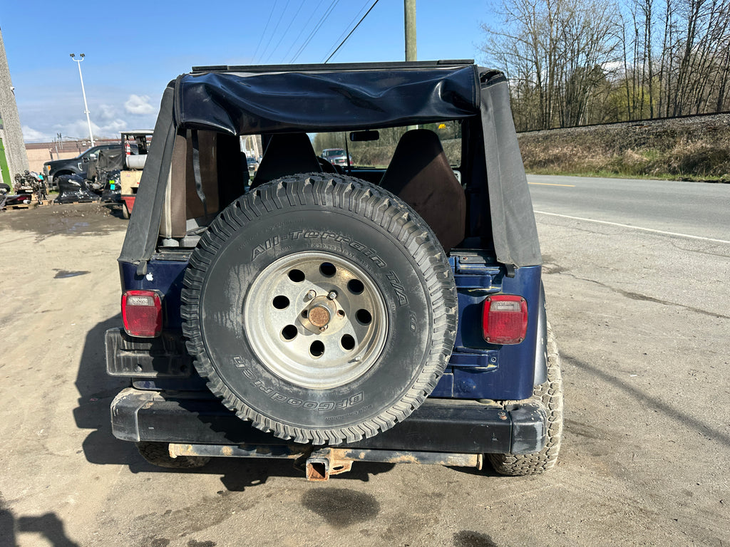 1997 Jeep Wrangler TJ 4.0 – J2519