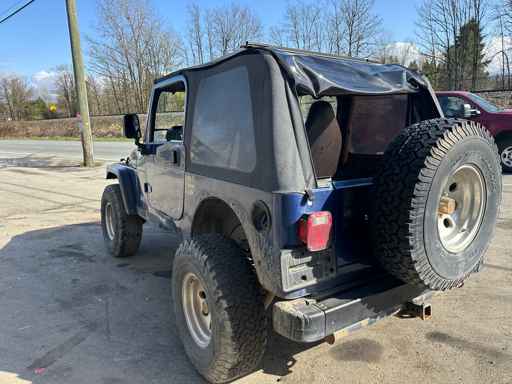 1997 Jeep Wrangler TJ 4.0 – J2519