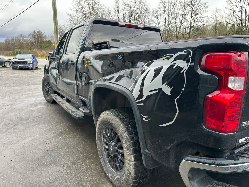 2021 Chevrolet Silverado K3500 LT 6.6 L5P Duramax – C2541
