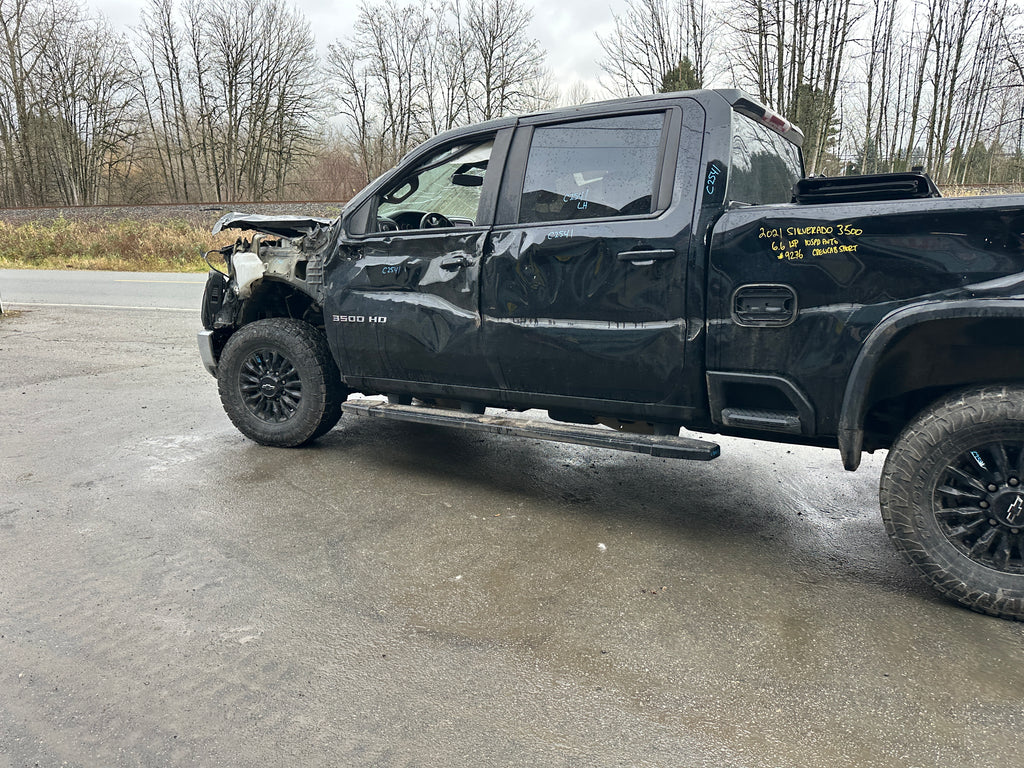 2021 Chevrolet Silverado K3500 LT 6.6 L5P Duramax – C2541