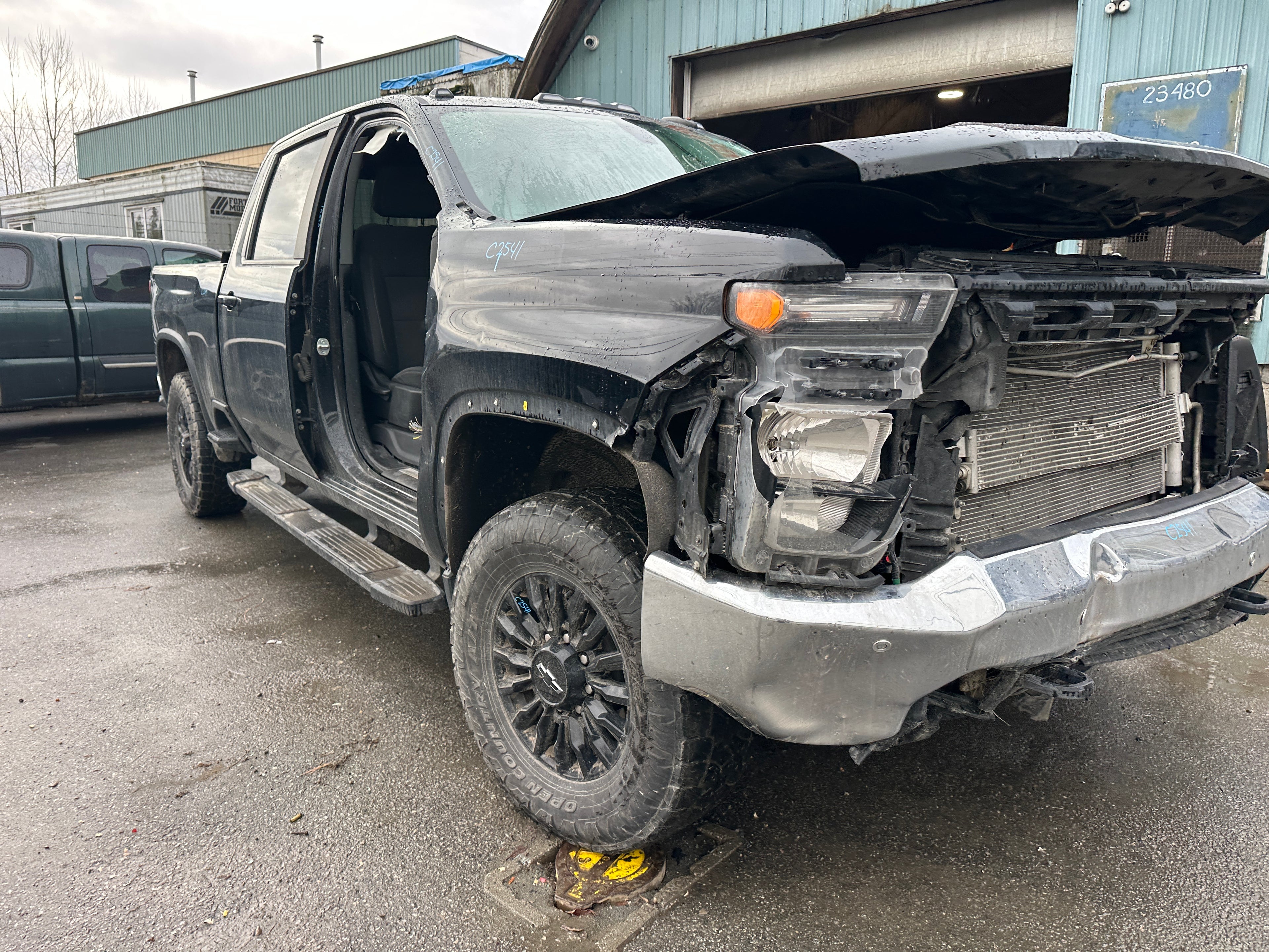 2021 Chevrolet Silverado K3500 LT 6.6 L5P Duramax – C2541