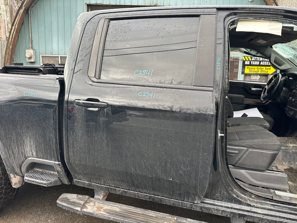 2021 Chevrolet Silverado K3500 LT 6.6 L5P Duramax – C2541