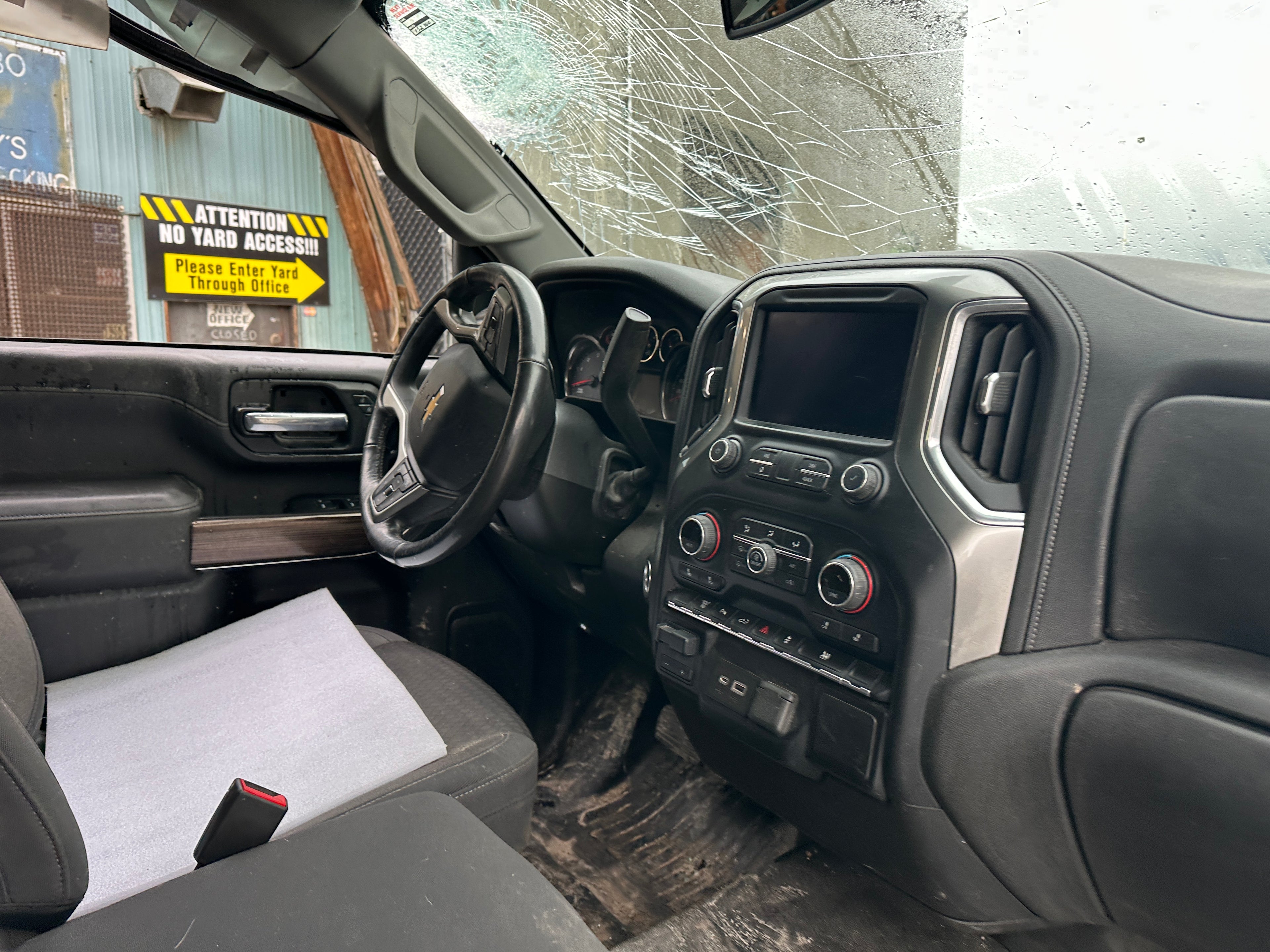 2021 Chevrolet Silverado K3500 LT 6.6 L5P Duramax – C2541