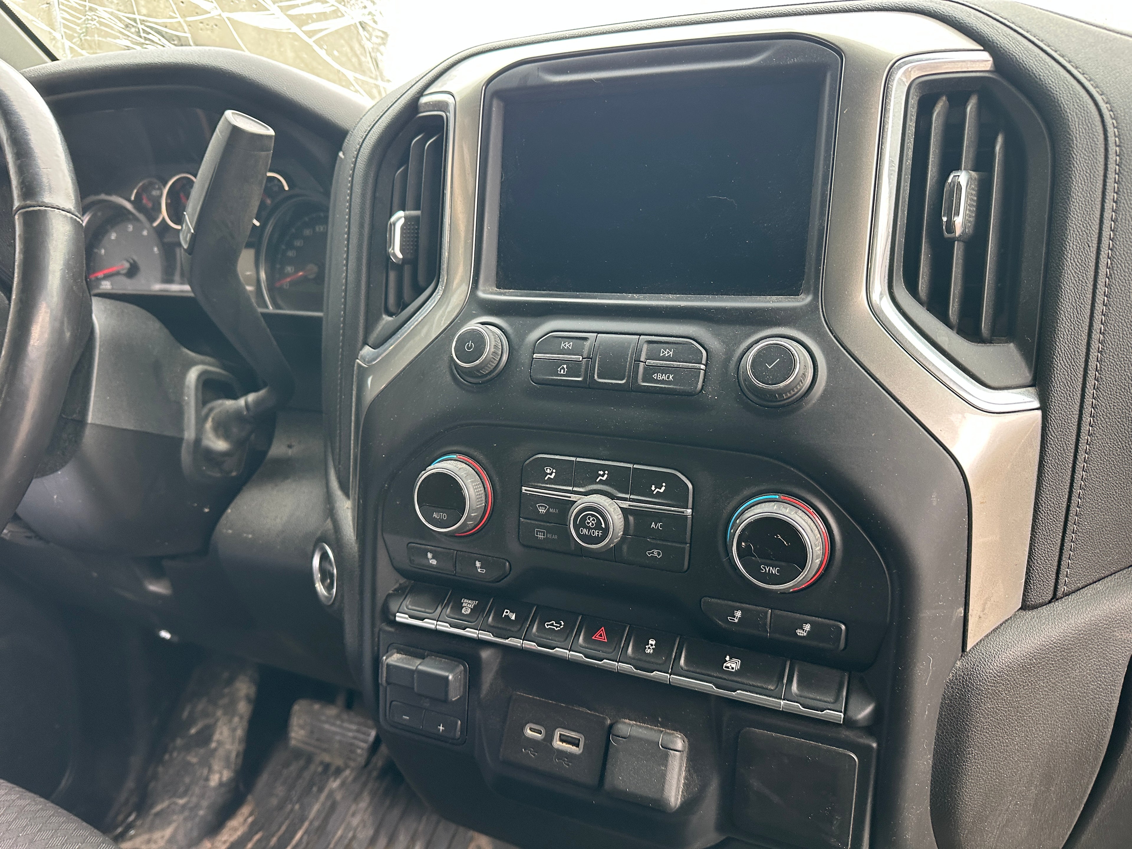 2021 Chevrolet Silverado K3500 LT 6.6 L5P Duramax – C2541