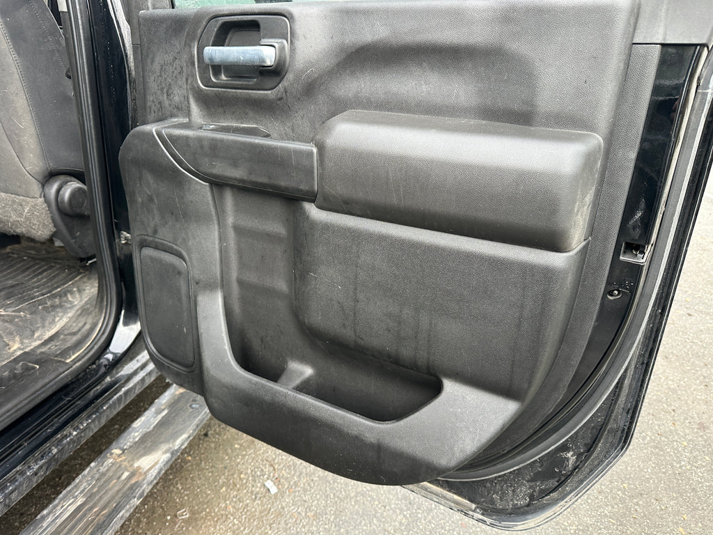 2021 Chevrolet Silverado K3500 LT 6.6 L5P Duramax – C2541