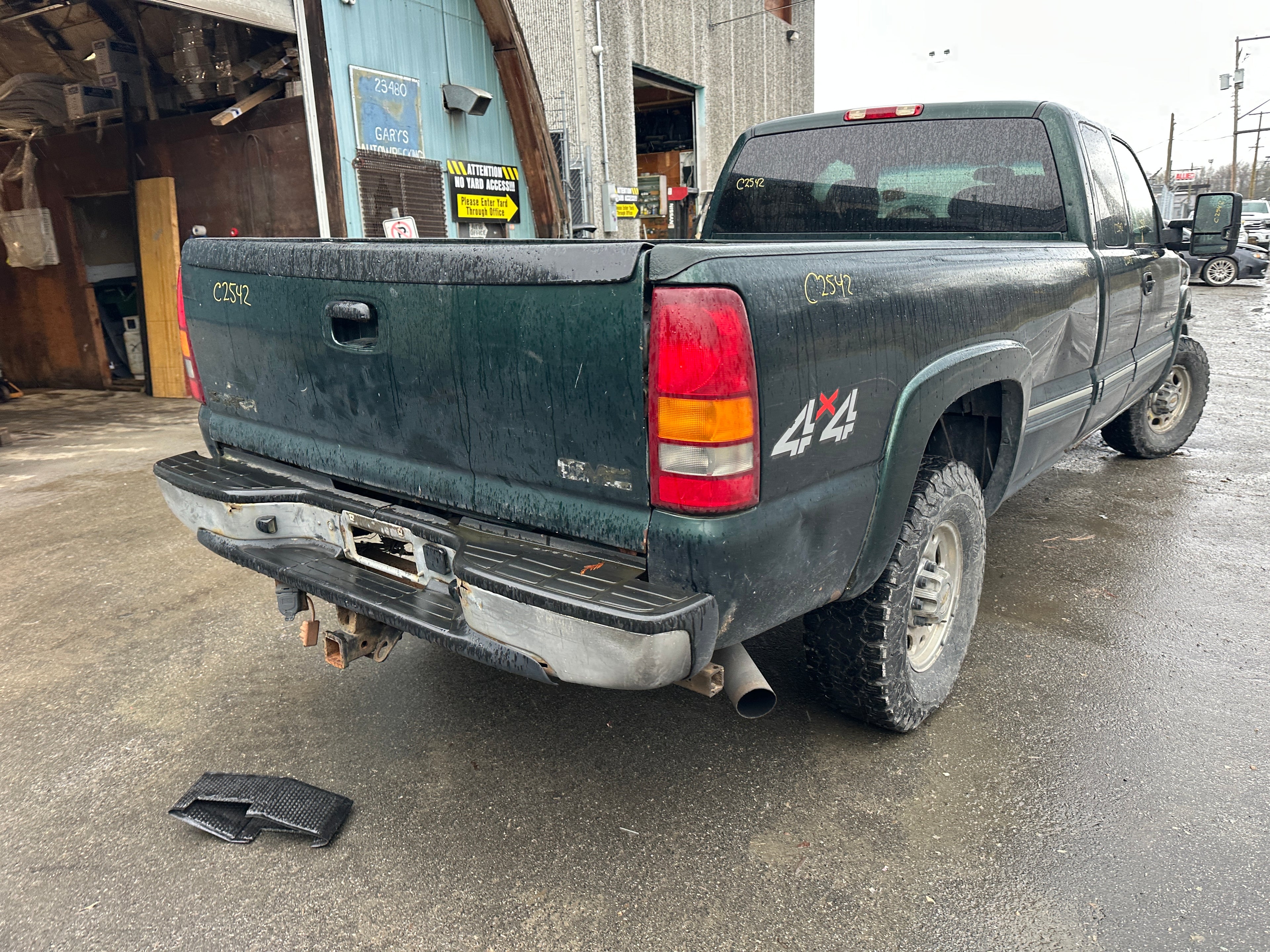 2002 Chevrolet Silverado K2500HD 6.6 LB7 Duramax – C2542