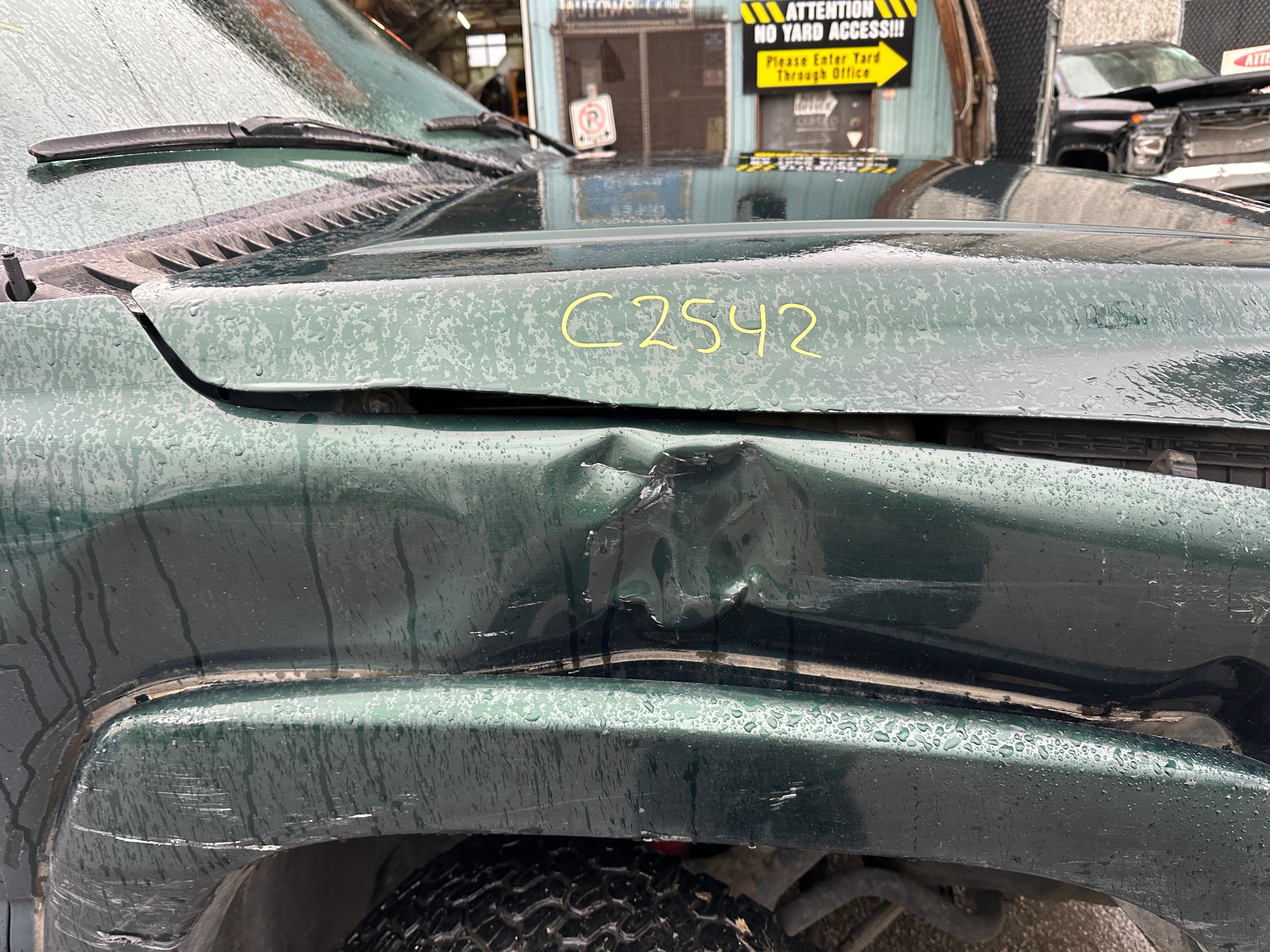 2002 Chevrolet Silverado K2500HD 6.6 LB7 Duramax – C2542