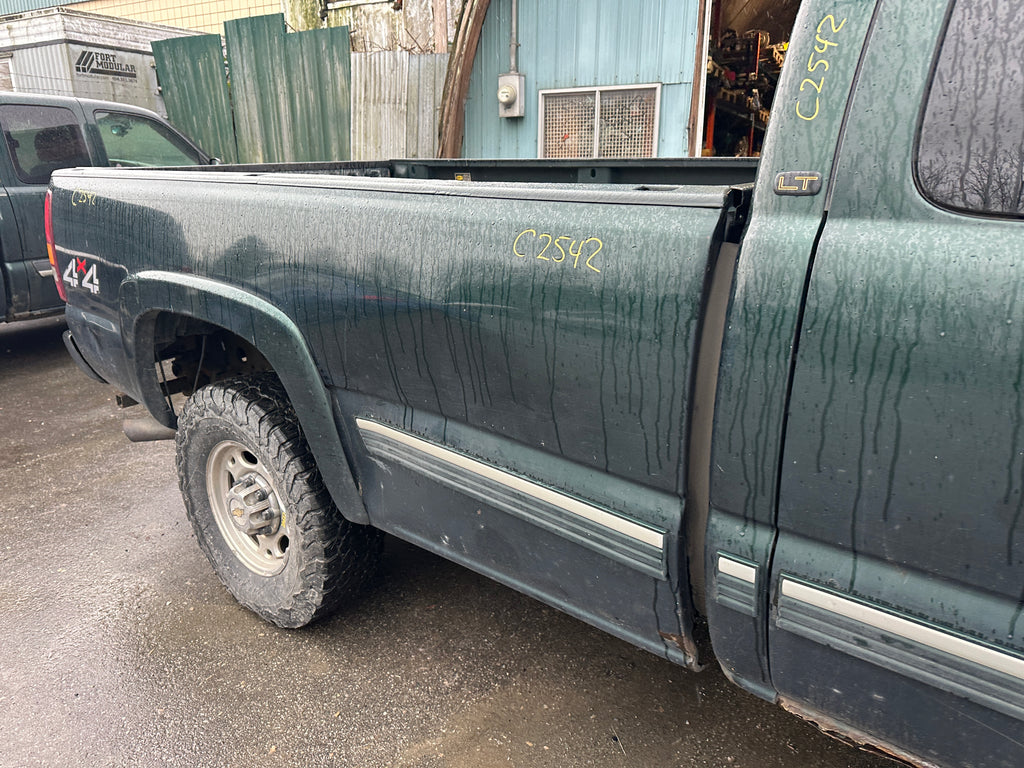 2002 Chevrolet Silverado K2500HD 6.6 LB7 Duramax – C2542
