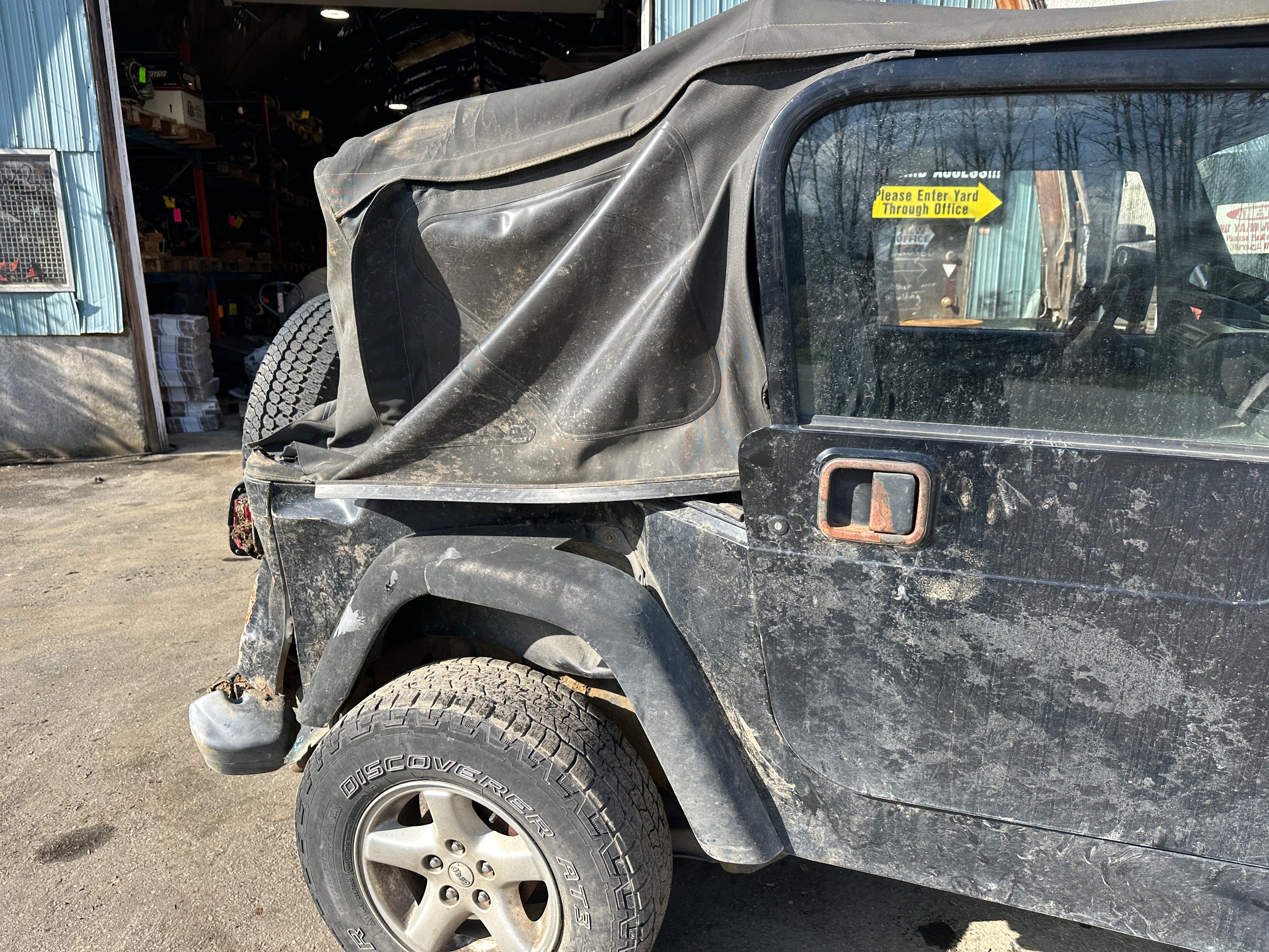 2001 Jeep Wrangler TJ 2.5 – J2517
