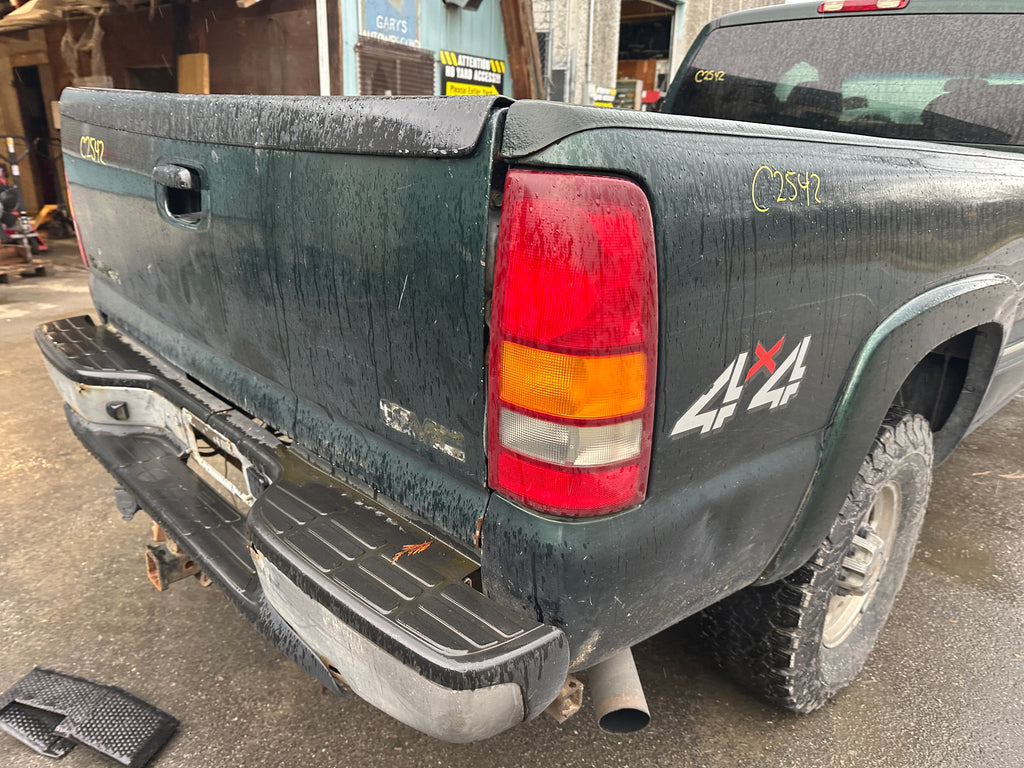 2002 Chevrolet Silverado K2500HD 6.6 LB7 Duramax – C2542