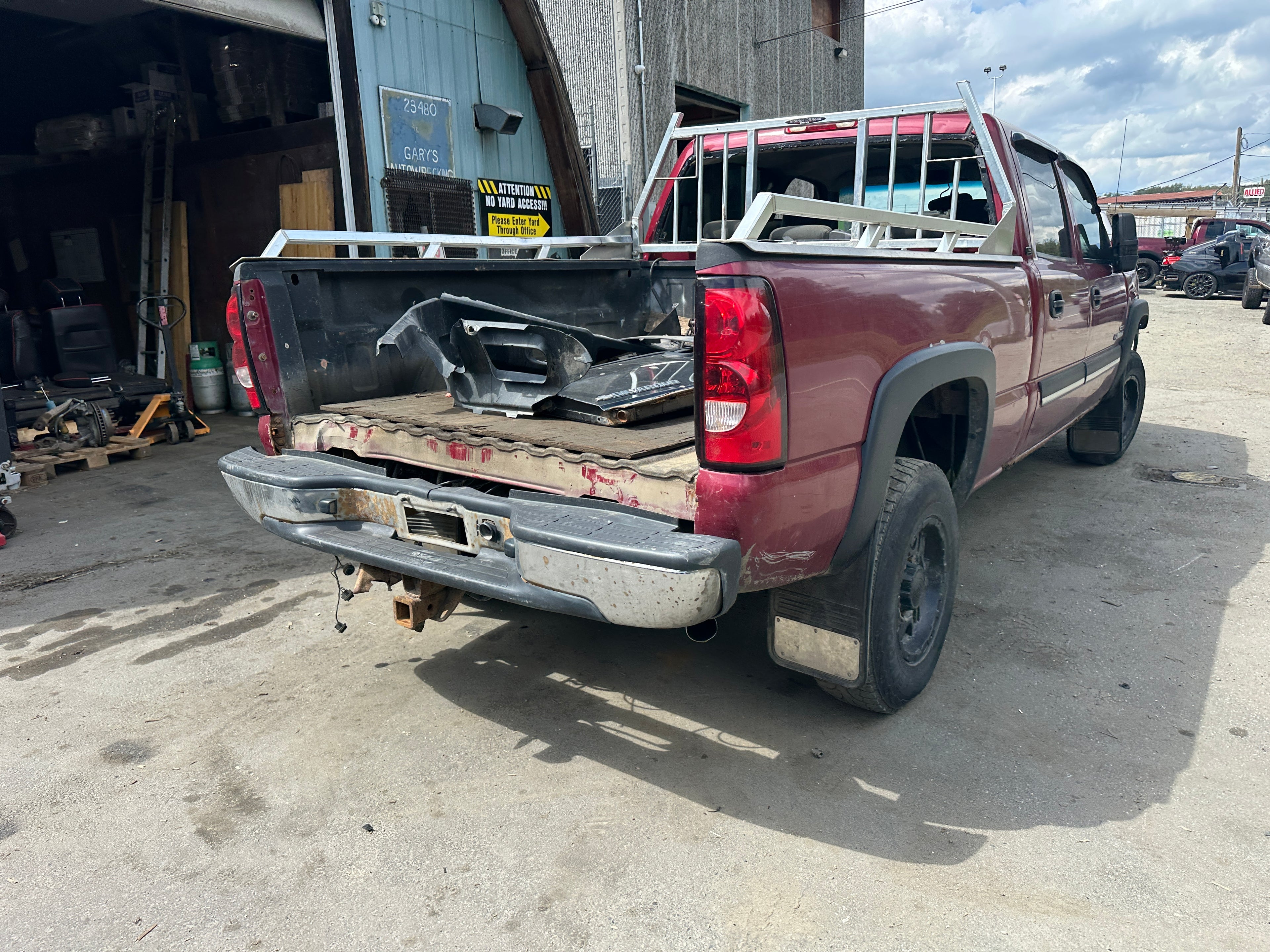 2004 Chevrolet Silverado 2500 6.6 LLY Duramax – C2529