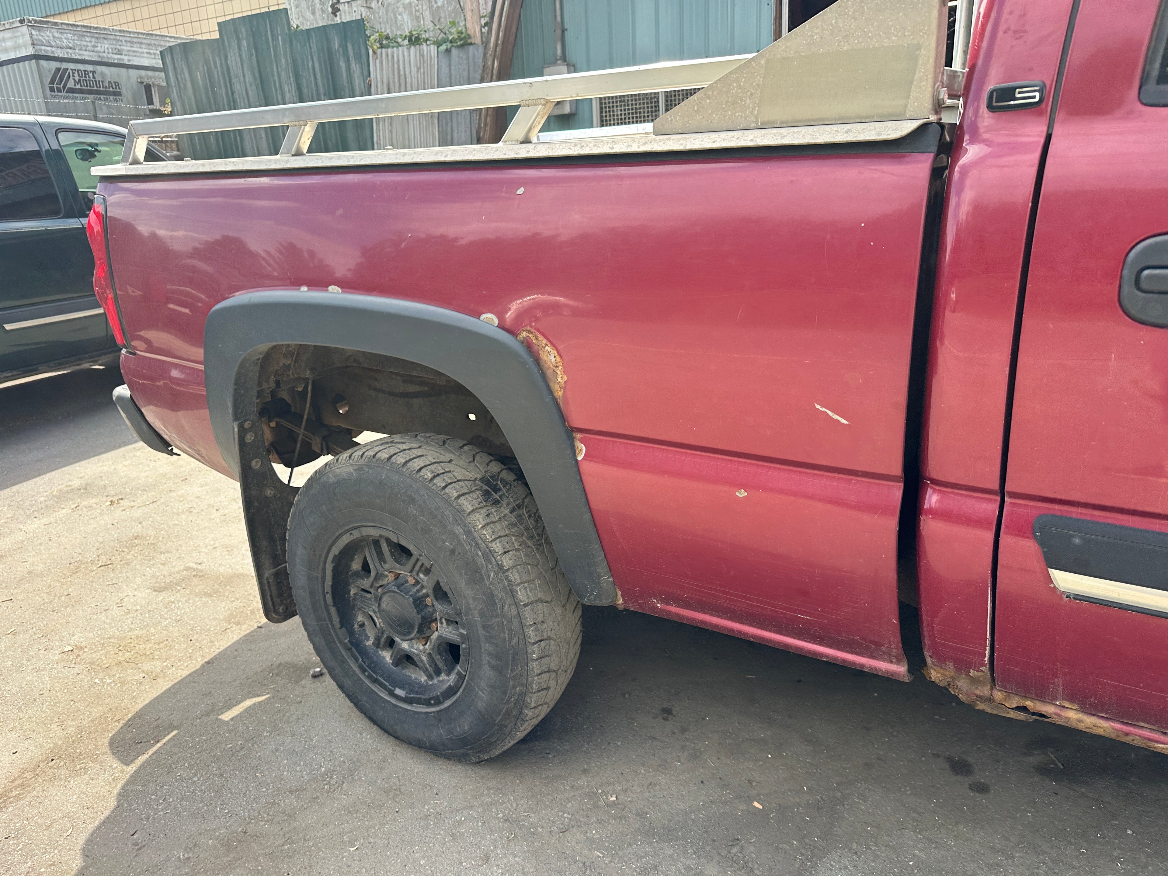 2004 Chevrolet Silverado 2500 6.6 LLY Duramax – C2529