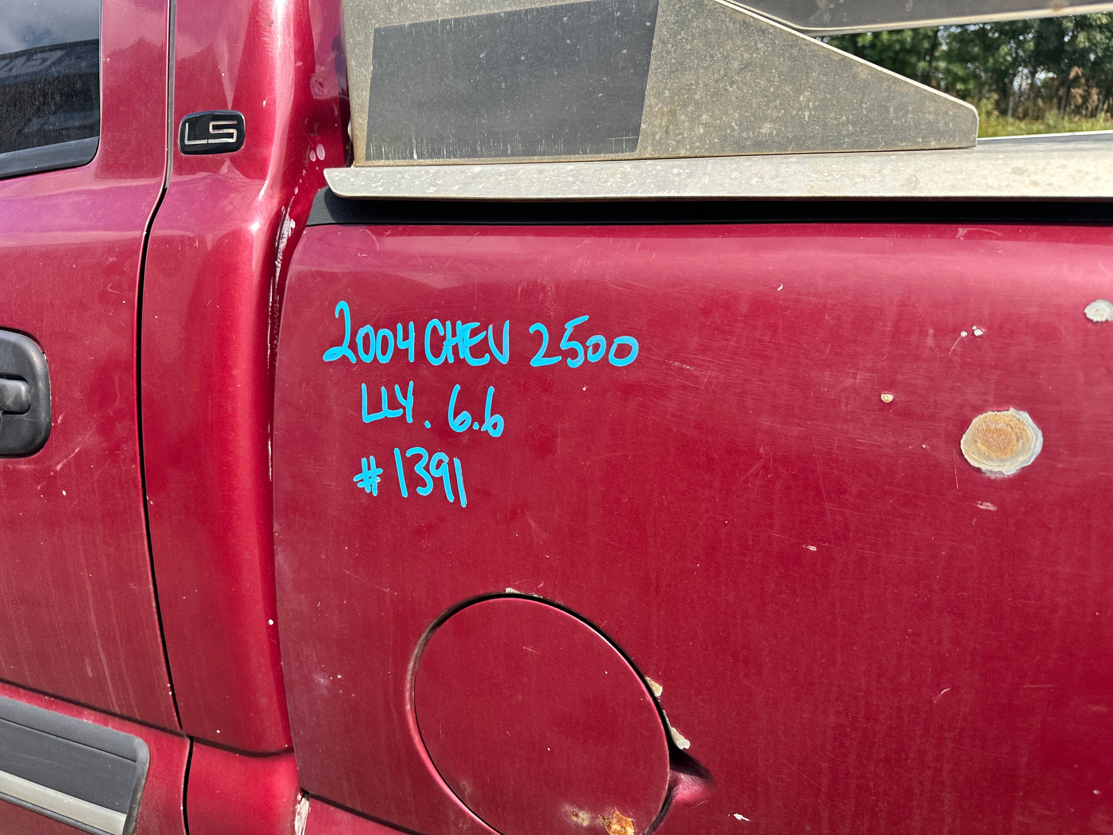 2004 Chevrolet Silverado 2500 6.6 LLY Duramax – C2529