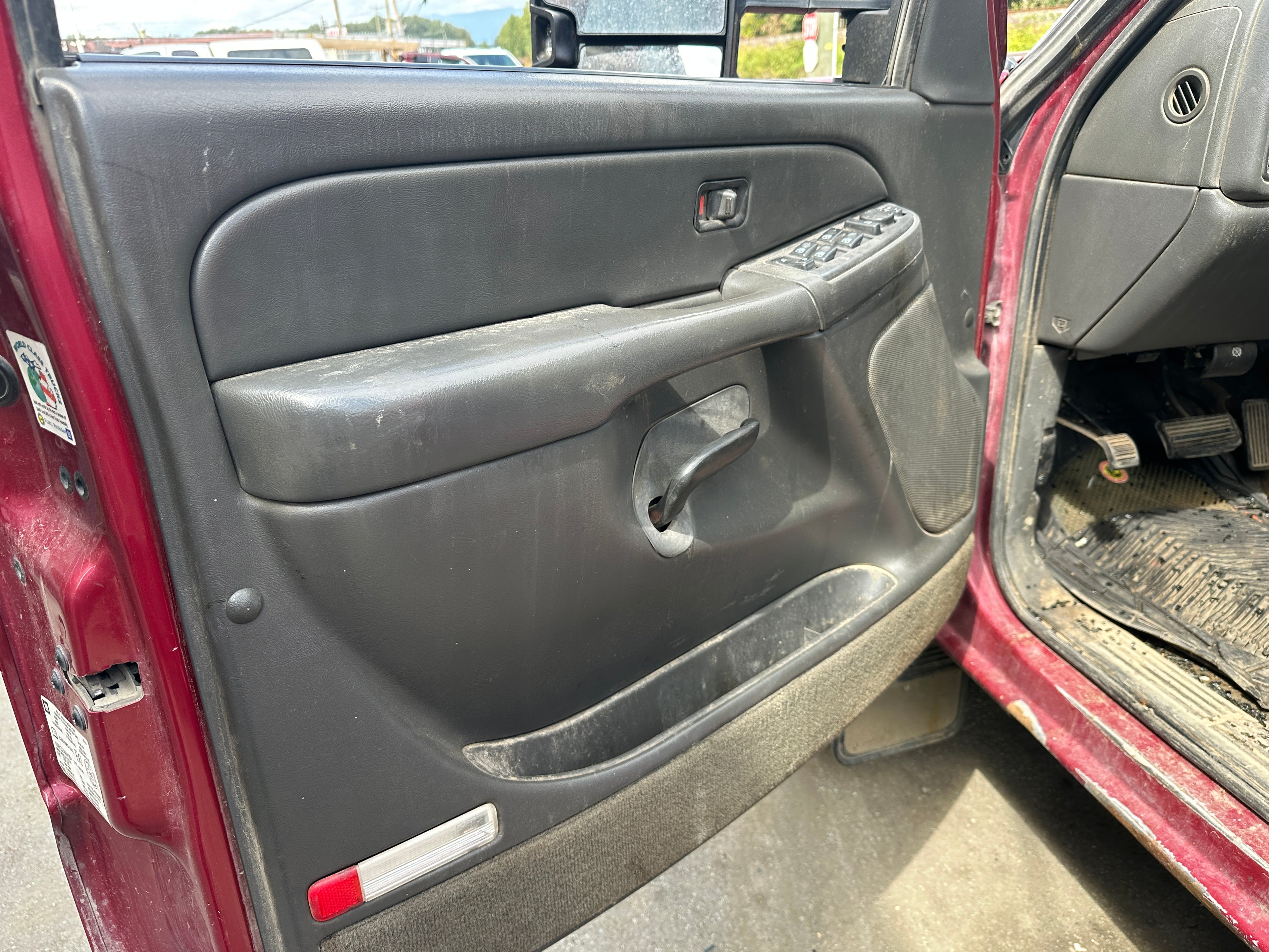 2004 Chevrolet Silverado 2500 6.6 LLY Duramax – C2529