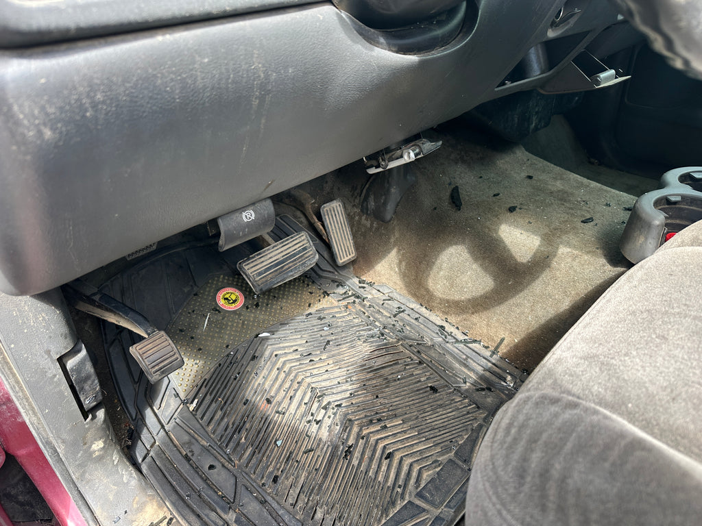 2004 Chevrolet Silverado 2500 6.6 LLY Duramax – C2529