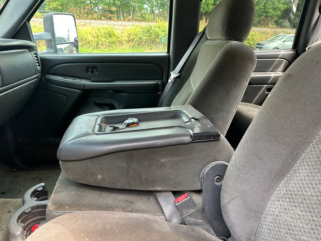 2004 Chevrolet Silverado 2500 6.6 LLY Duramax – C2529