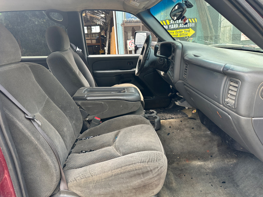 2004 Chevrolet Silverado 2500 6.6 LLY Duramax – C2529