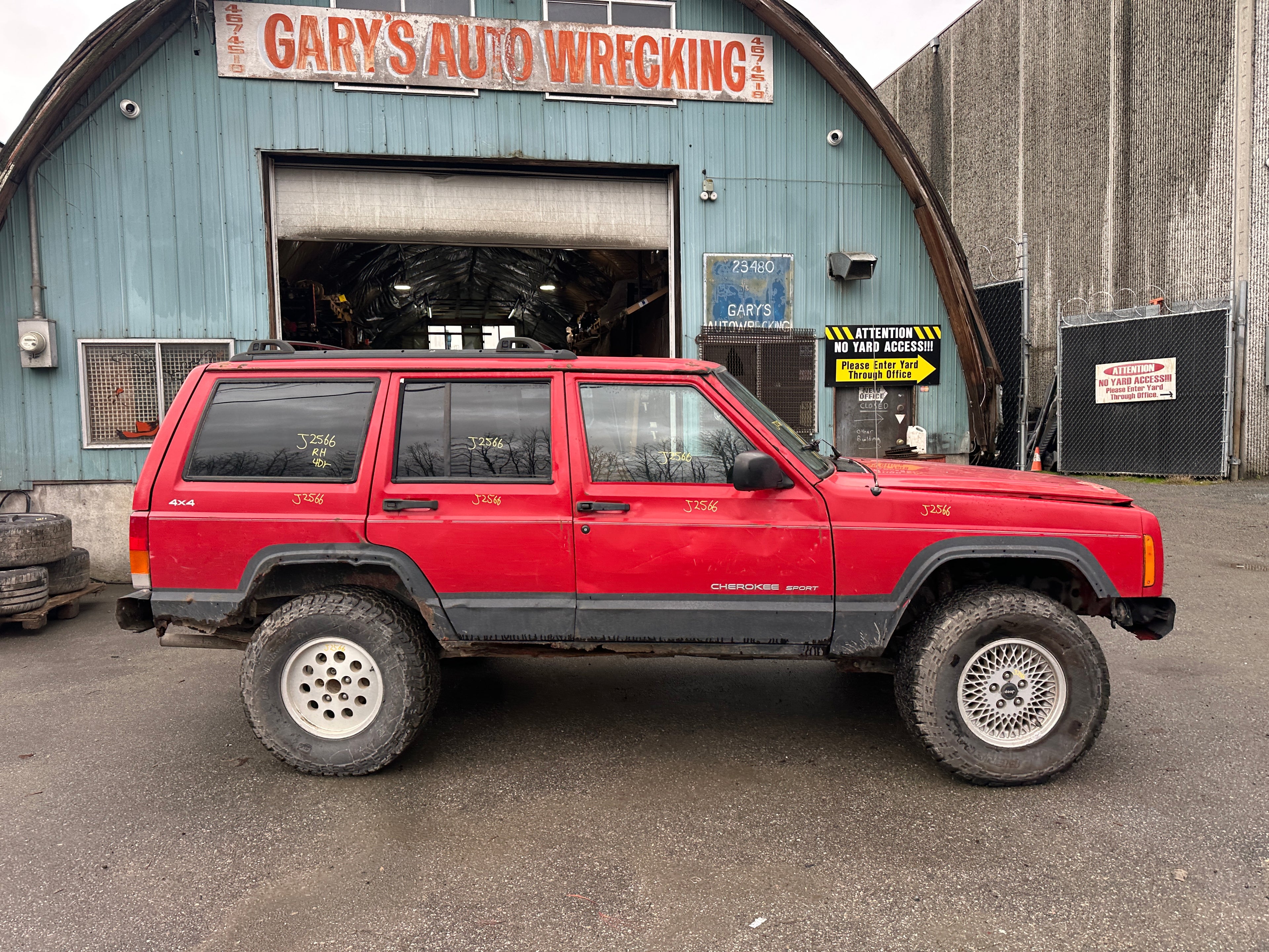 1999 Jeep Cherokee XJ Sport Classic 4.0 – J2566