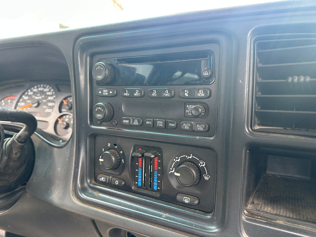 2004 Chevrolet Silverado 2500 6.6 LLY Duramax – C2529