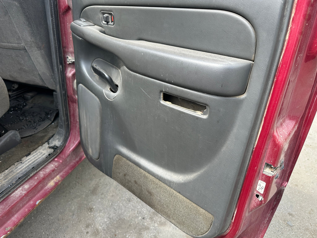 2004 Chevrolet Silverado 2500 6.6 LLY Duramax – C2529