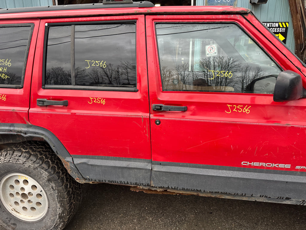 1999 Jeep Cherokee XJ Sport Classic 4.0 – J2566