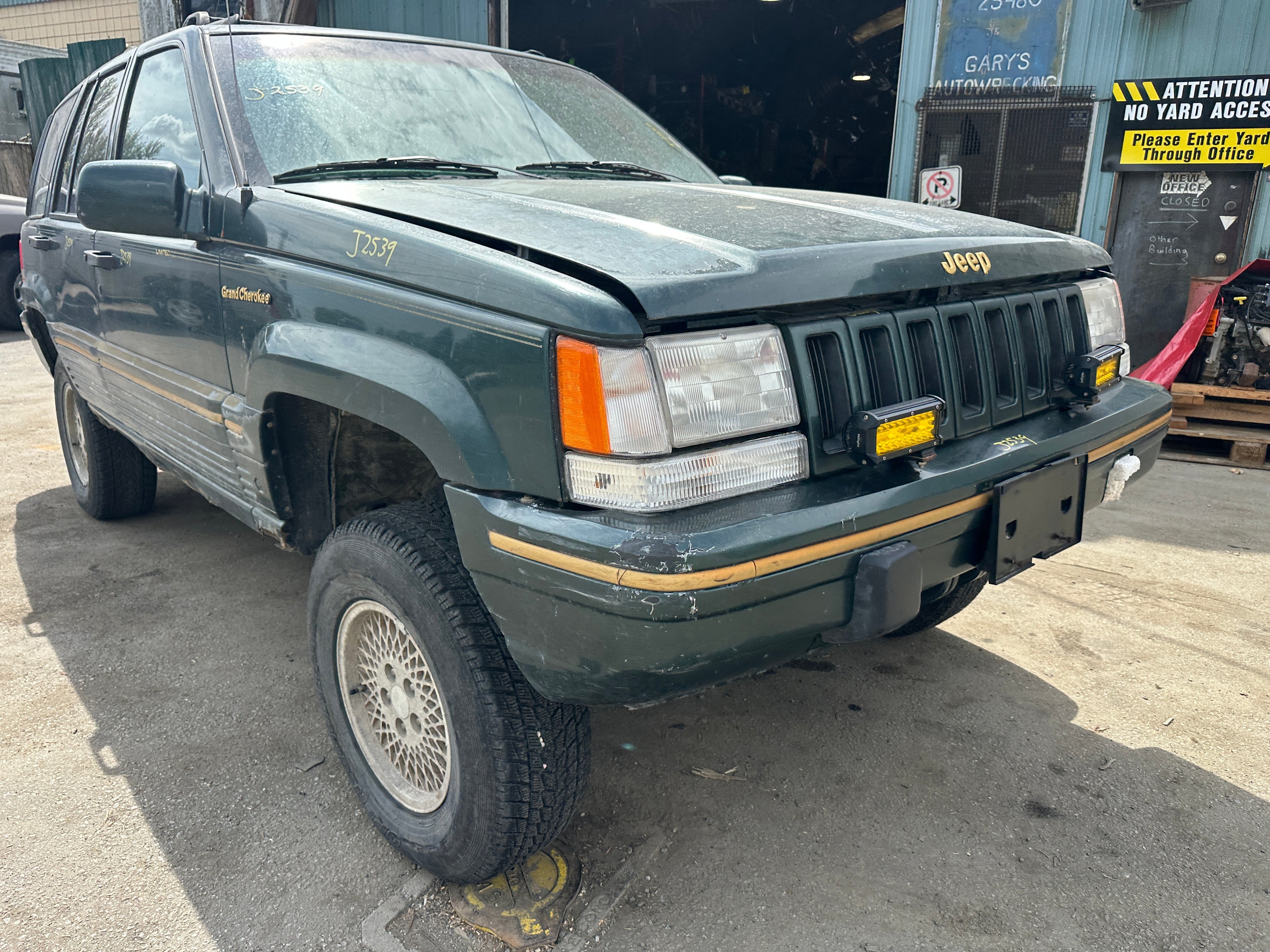 1993 Jeep Grand Cherokee Limited 4.0 – J2539