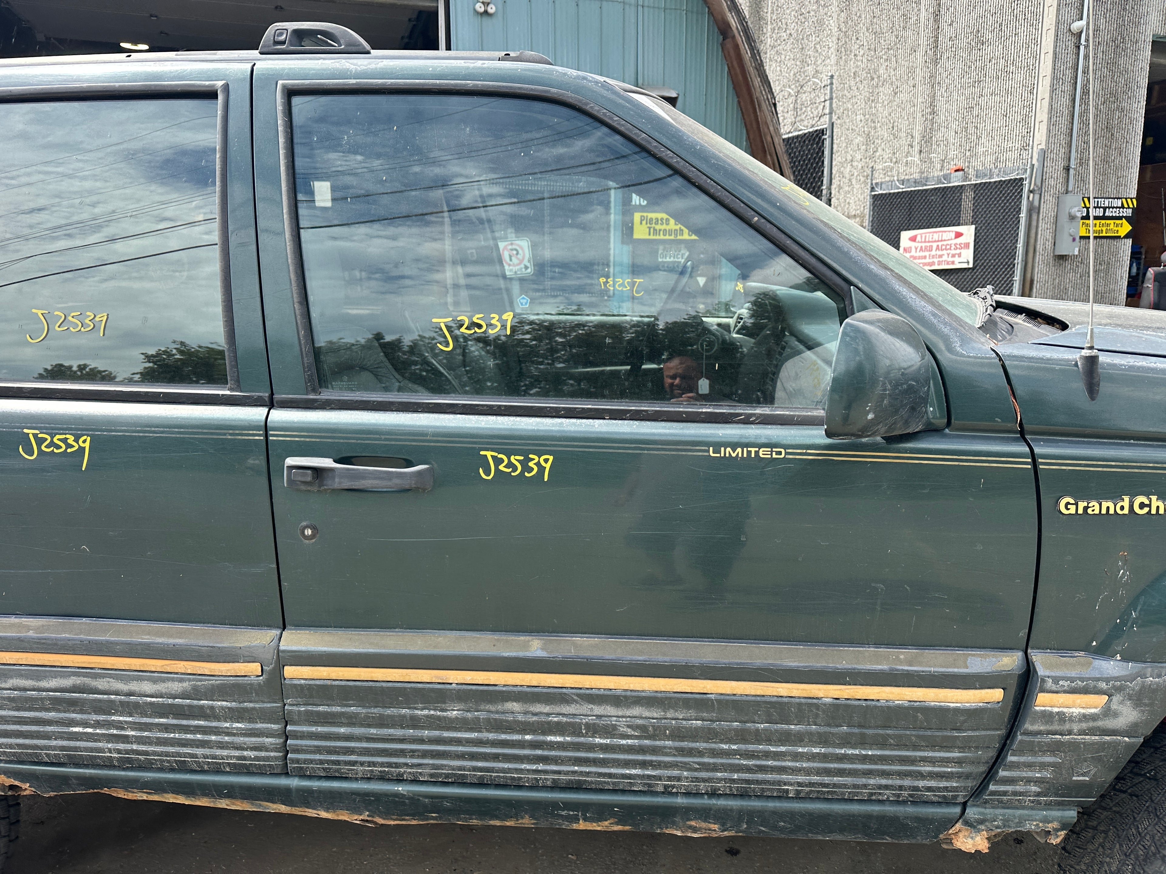 1993 Jeep Grand Cherokee Limited 4.0 – J2539