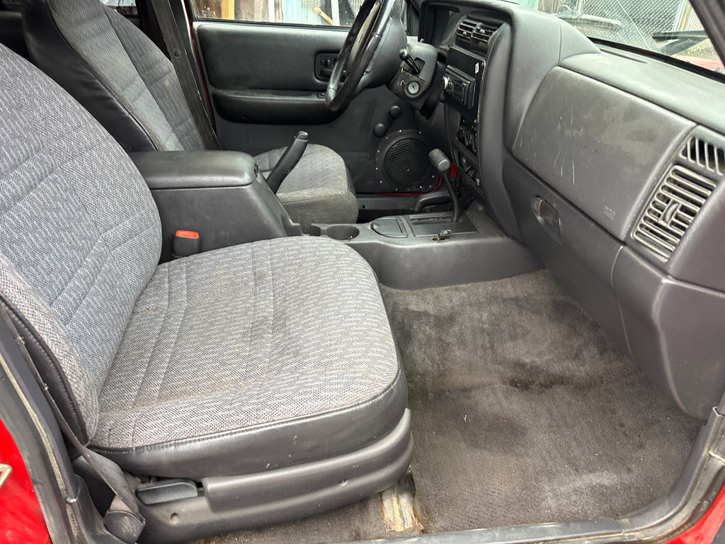 1999 Jeep Cherokee XJ Sport Classic 4.0 – J2566