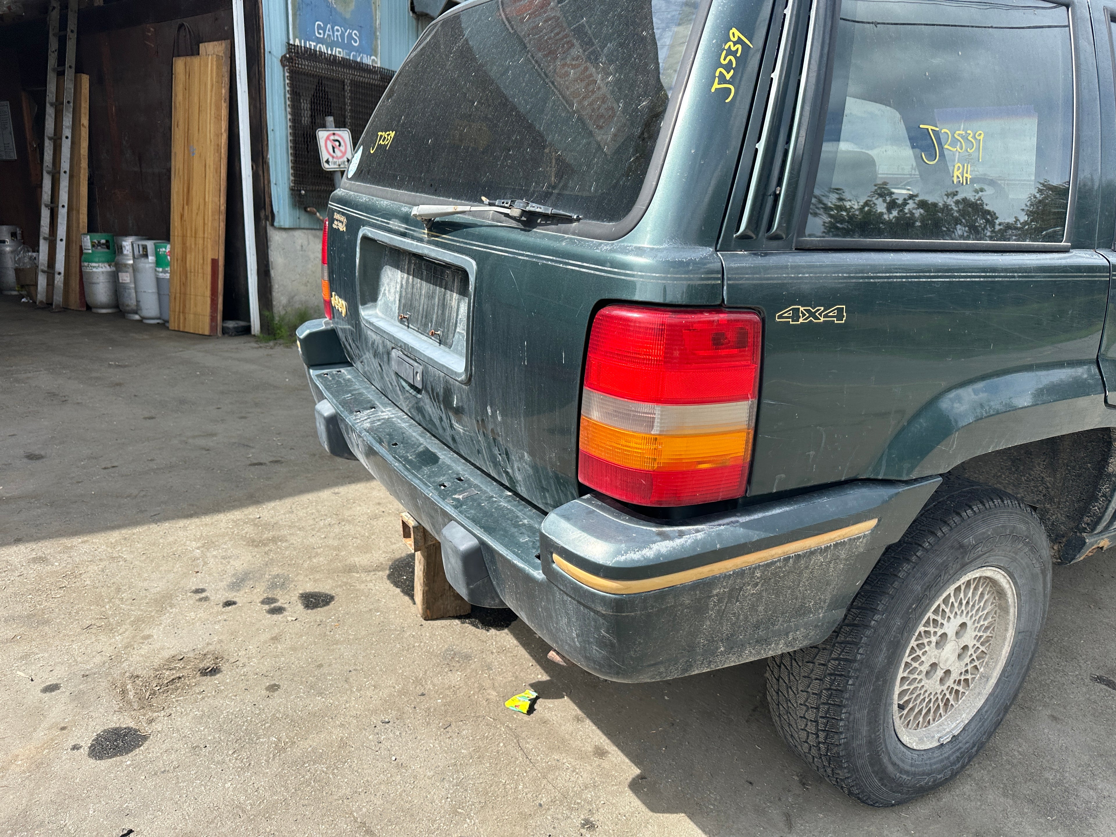 1993 Jeep Grand Cherokee Limited 4.0 – J2539