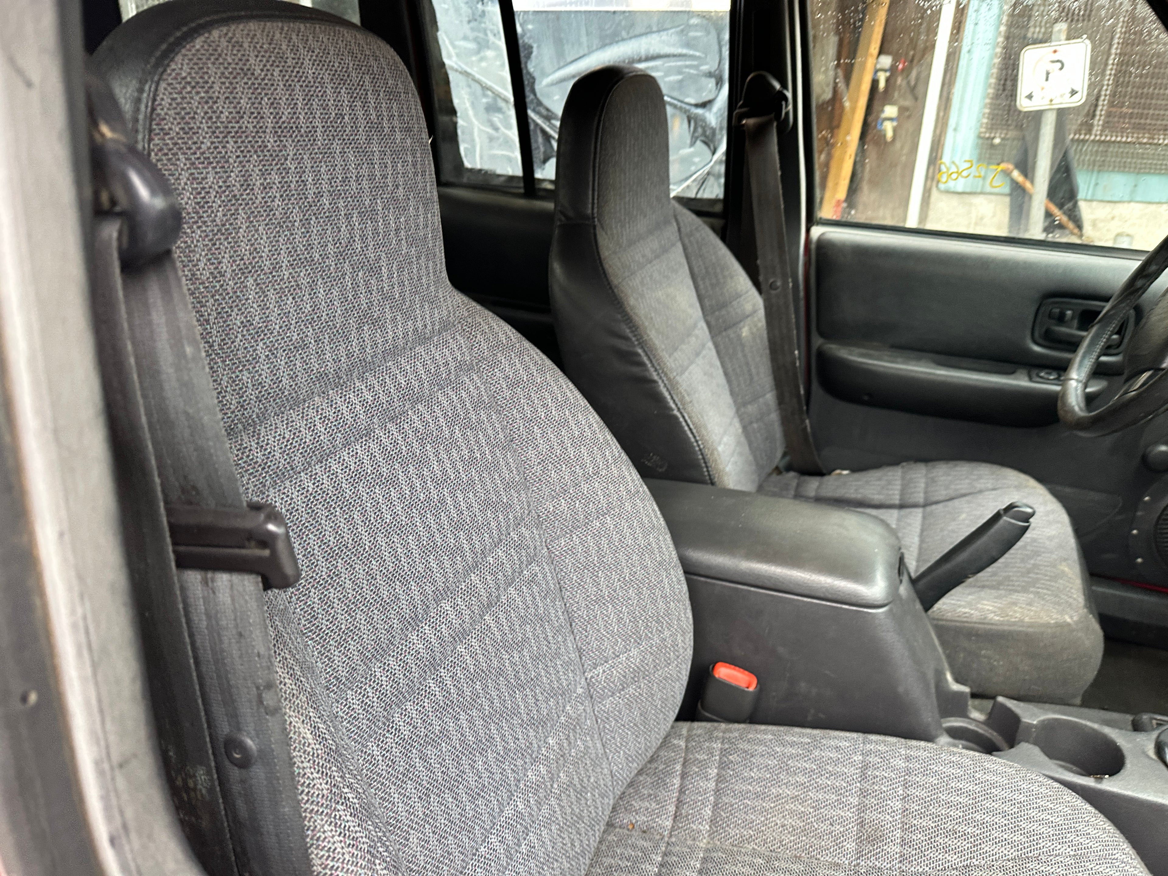 1999 Jeep Cherokee XJ Sport Classic 4.0 – J2566