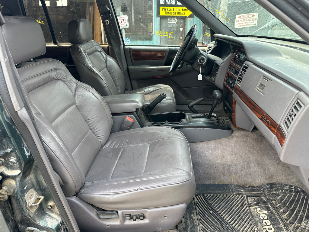 1993 Jeep Grand Cherokee Limited 4.0 – J2539