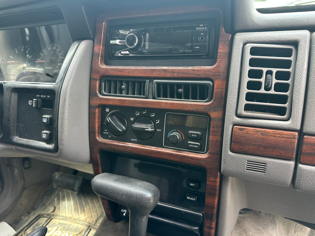 1993 Jeep Grand Cherokee Limited 4.0 – J2539