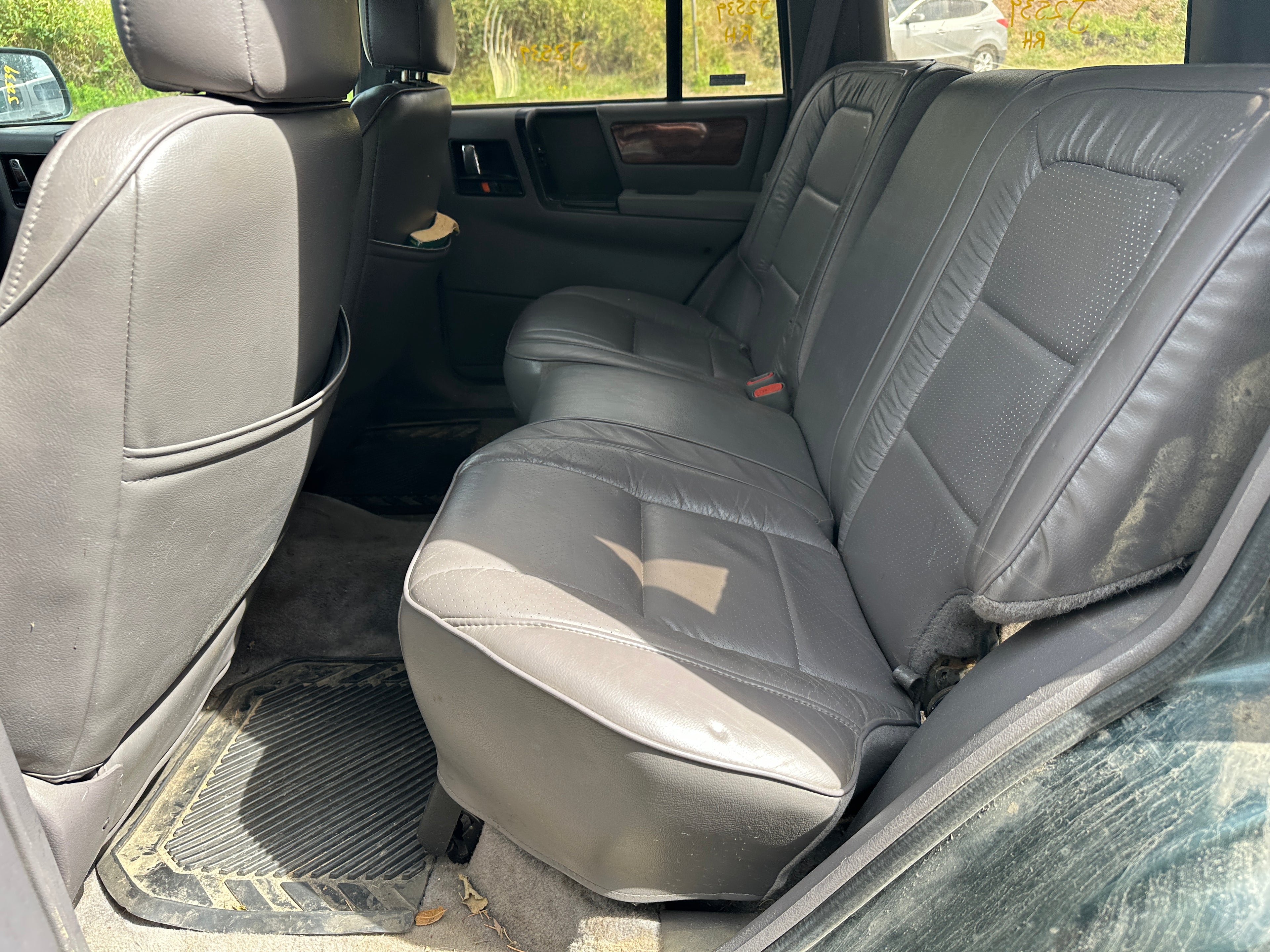 1993 Jeep Grand Cherokee Limited 4.0 – J2539