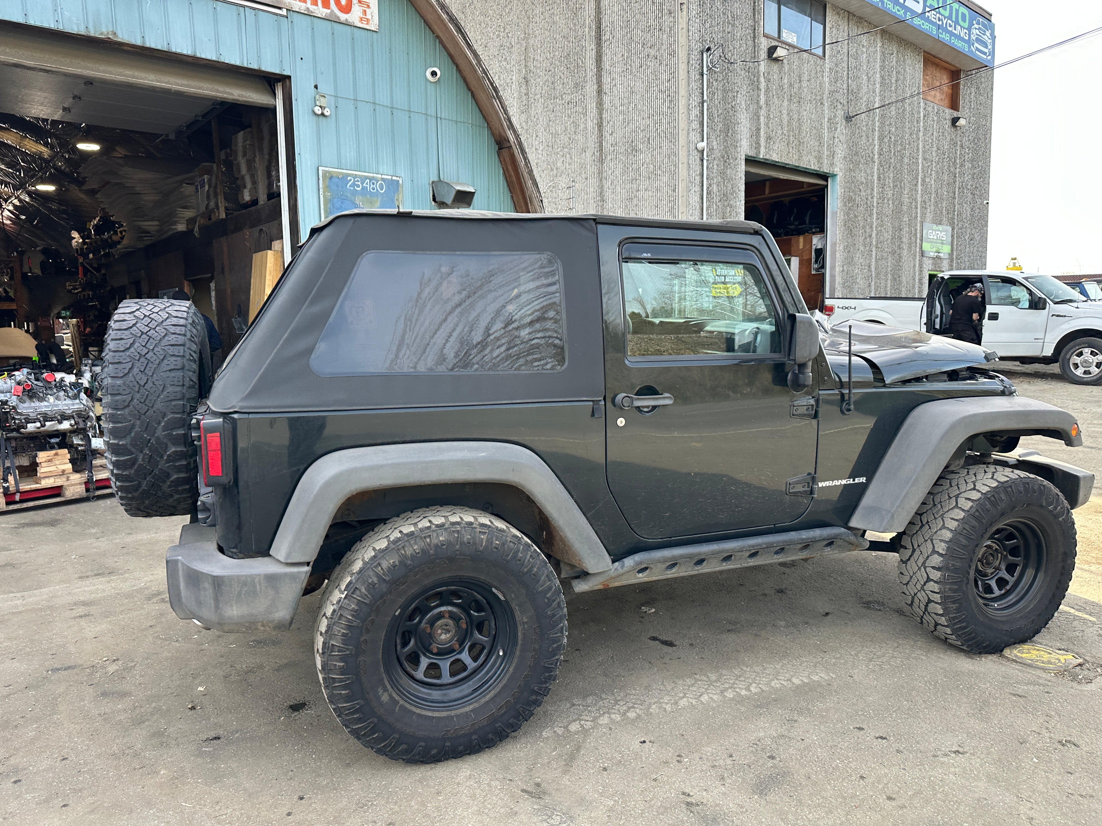 2012 Jeep Wrangler JK 2dr 3.6 – J2522