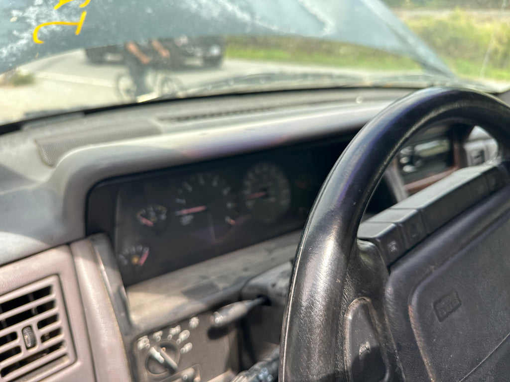 1993 Jeep Grand Cherokee Limited 4.0 – J2539