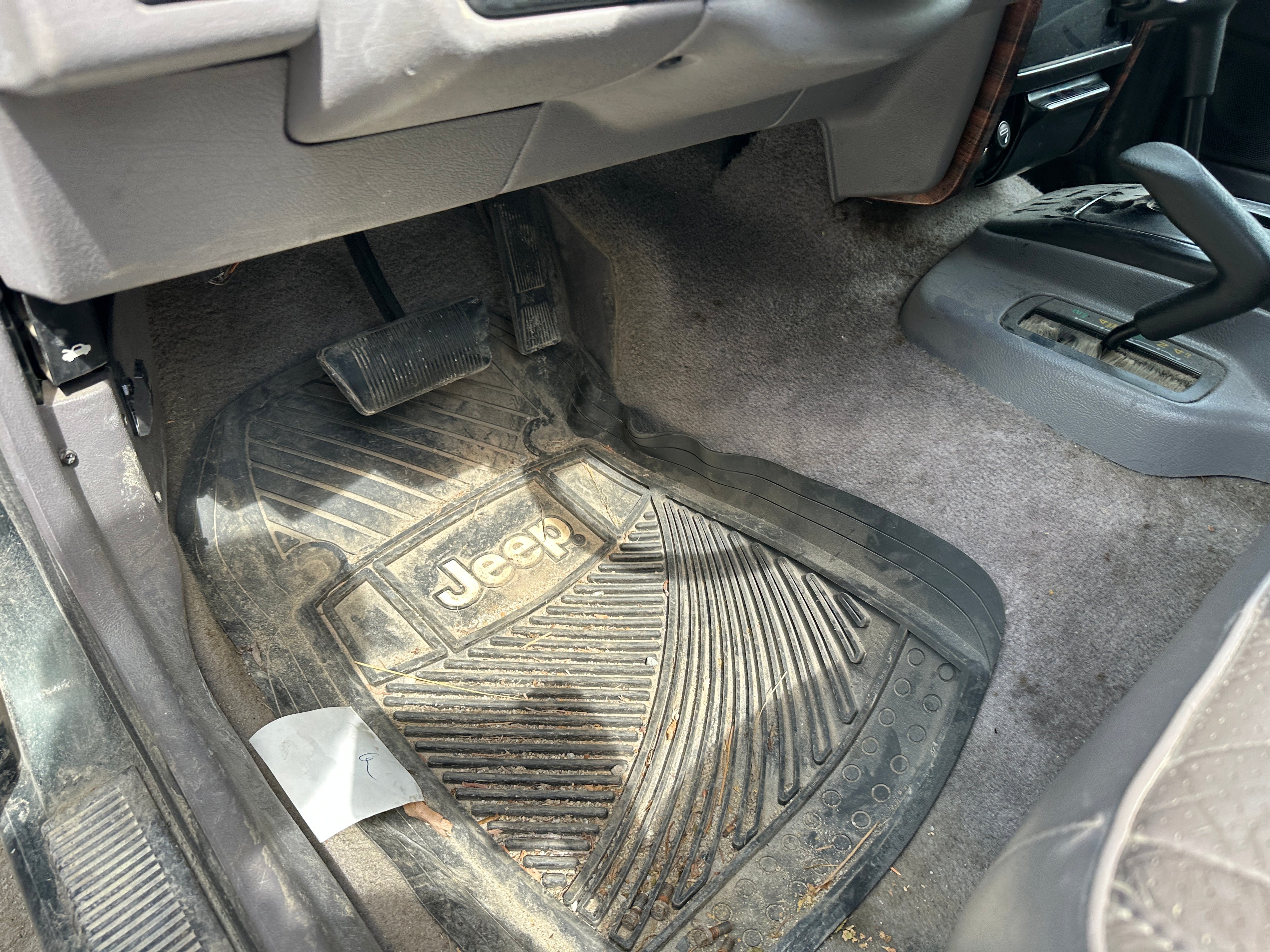 1993 Jeep Grand Cherokee Limited 4.0 – J2539