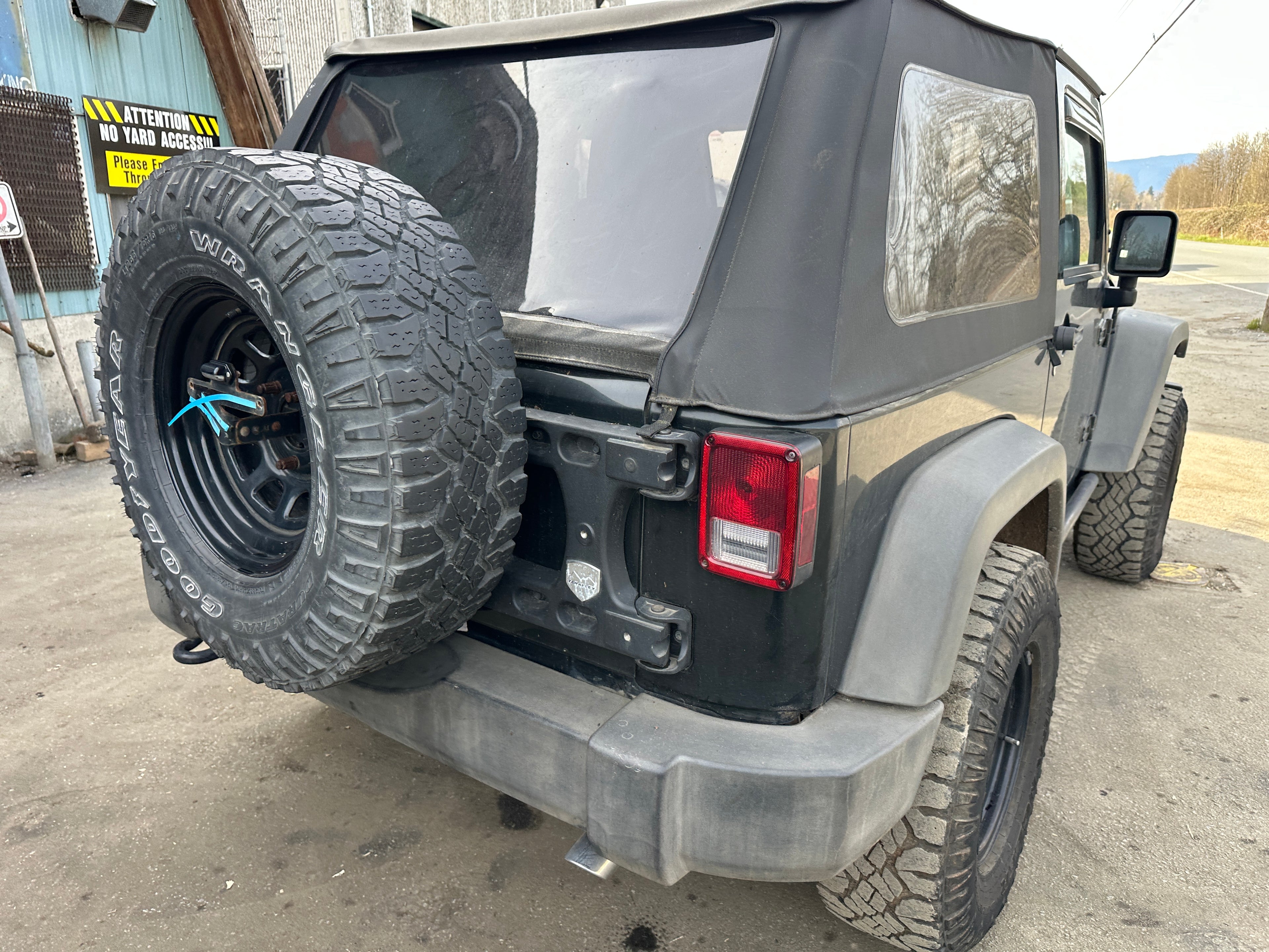 2012 Jeep Wrangler JK 2dr 3.6 – J2522