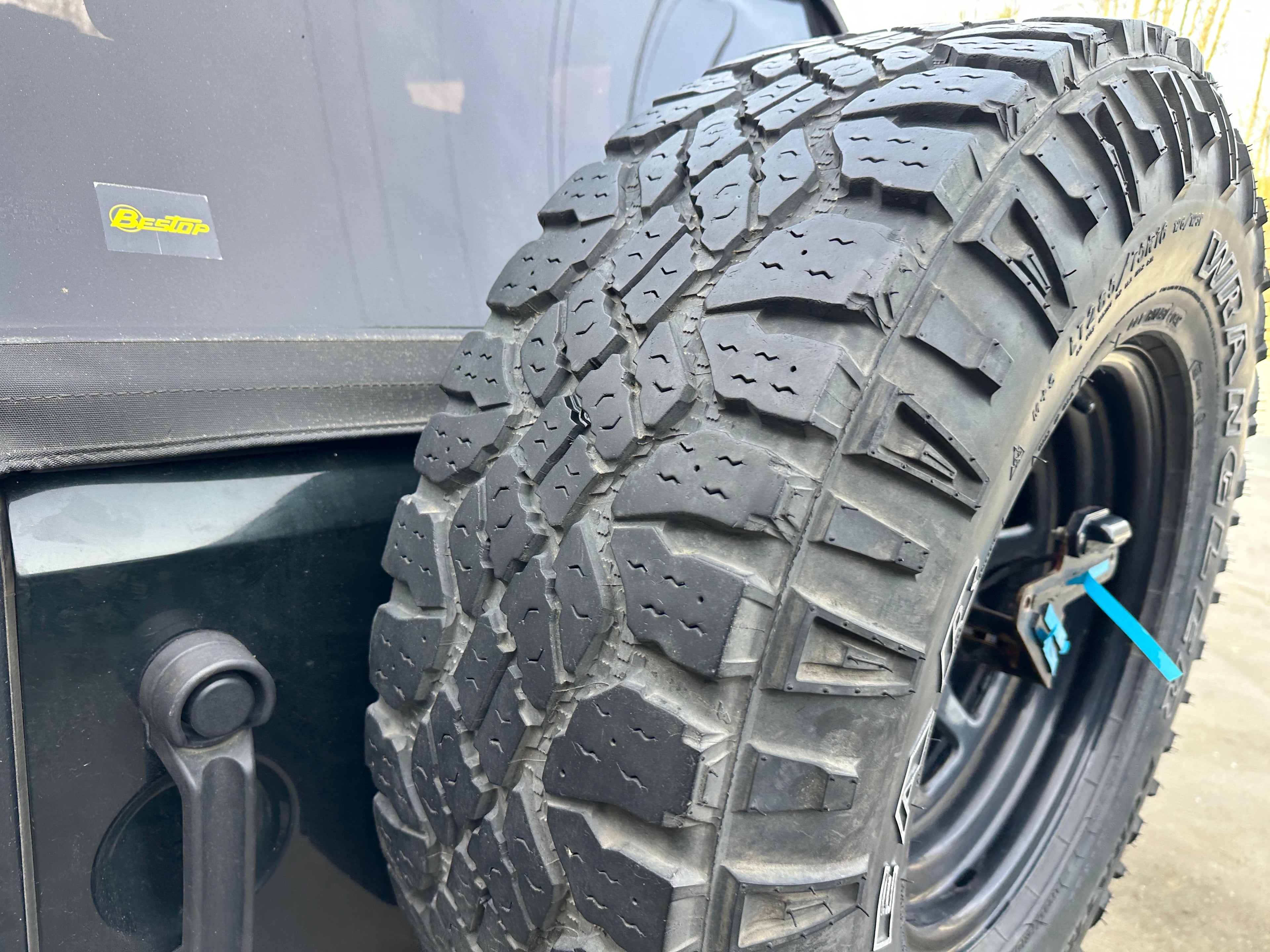 2012 Jeep Wrangler JK 2dr 3.6 – J2522